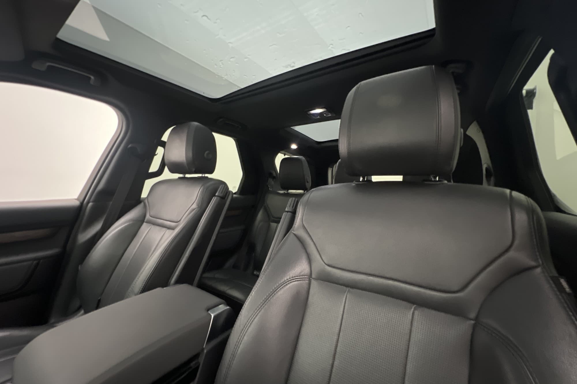 Land Rover Discovery 3.0 TDV6 4WD HSE Pano Värm Drag Meridia