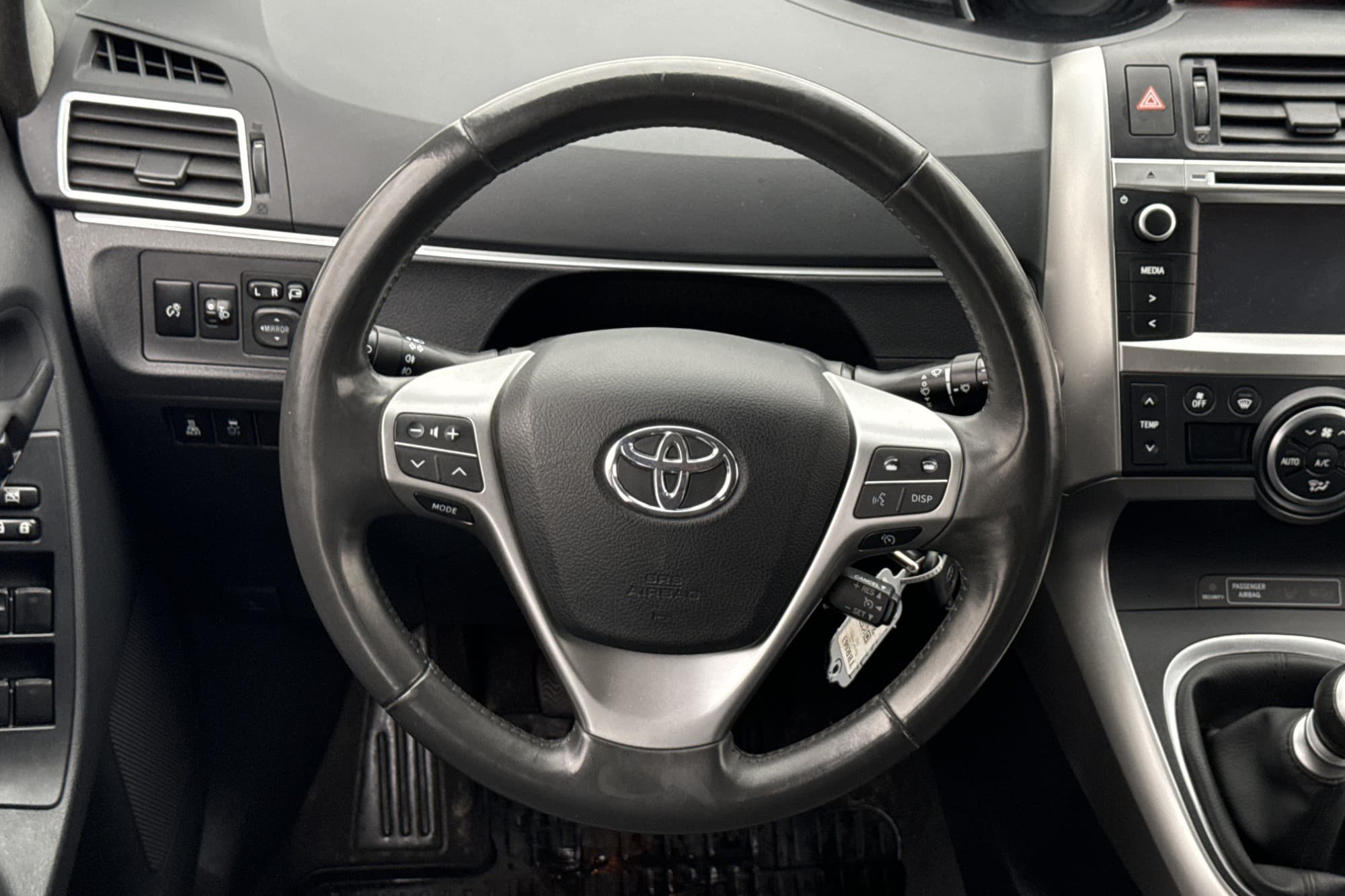 Toyota Verso 2.0 124hk Business 7-Sits Kamera Navi En-Bruk