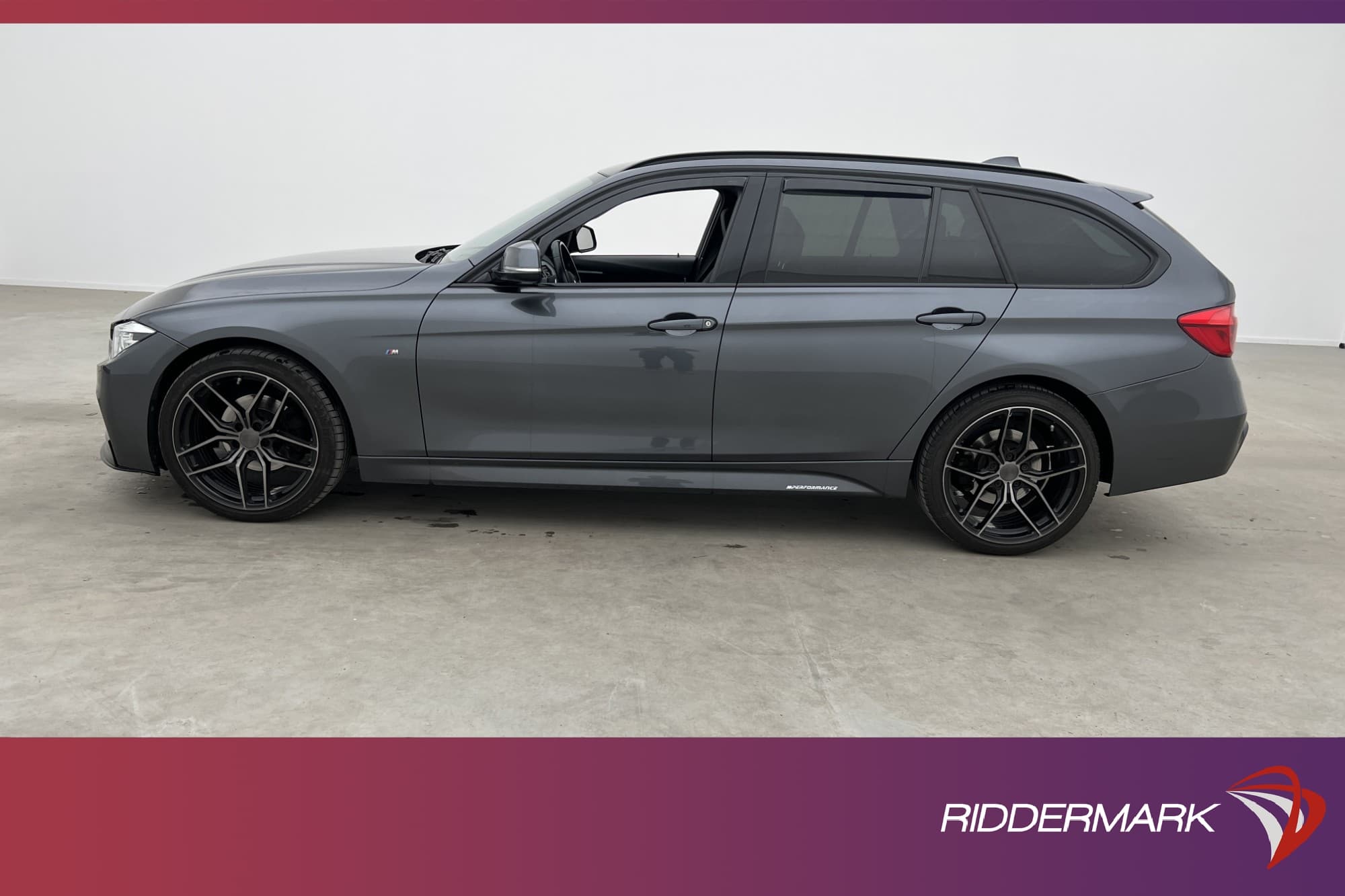 BMW 320i xDrive Touring Steptronic 184hk