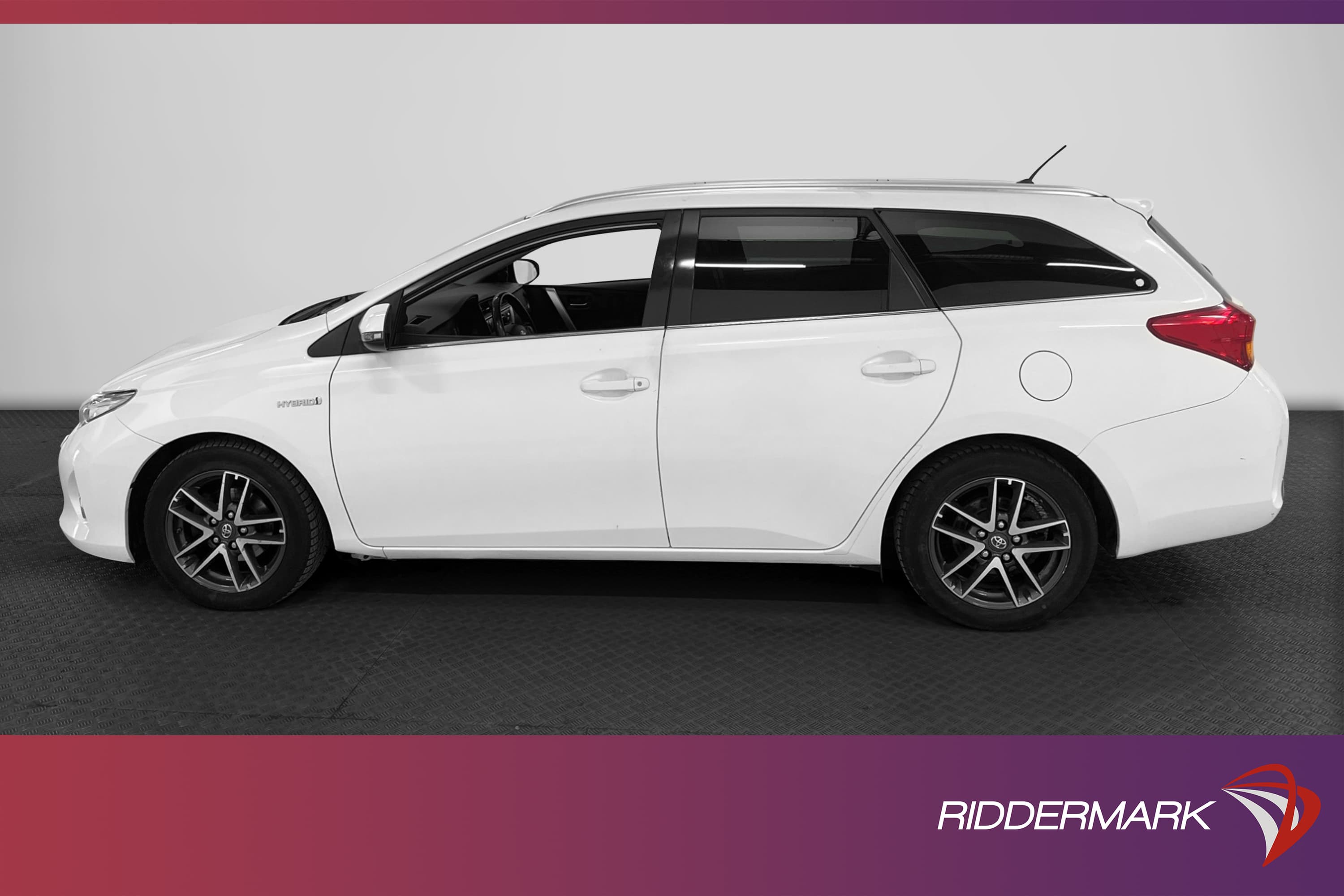 Toyota Auris Touring Sports