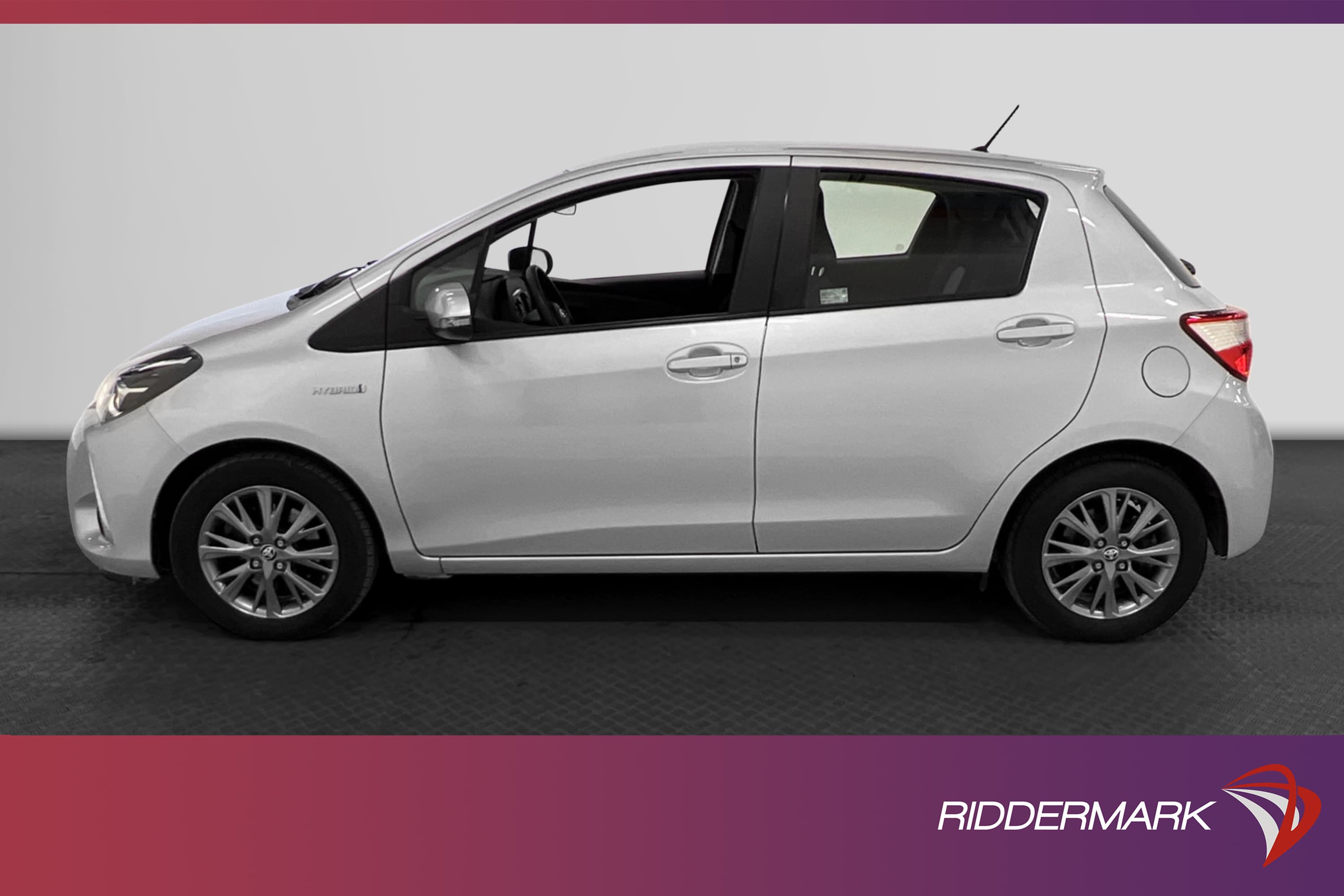 Toyota Yaris Hybrid e-CVT 101hk