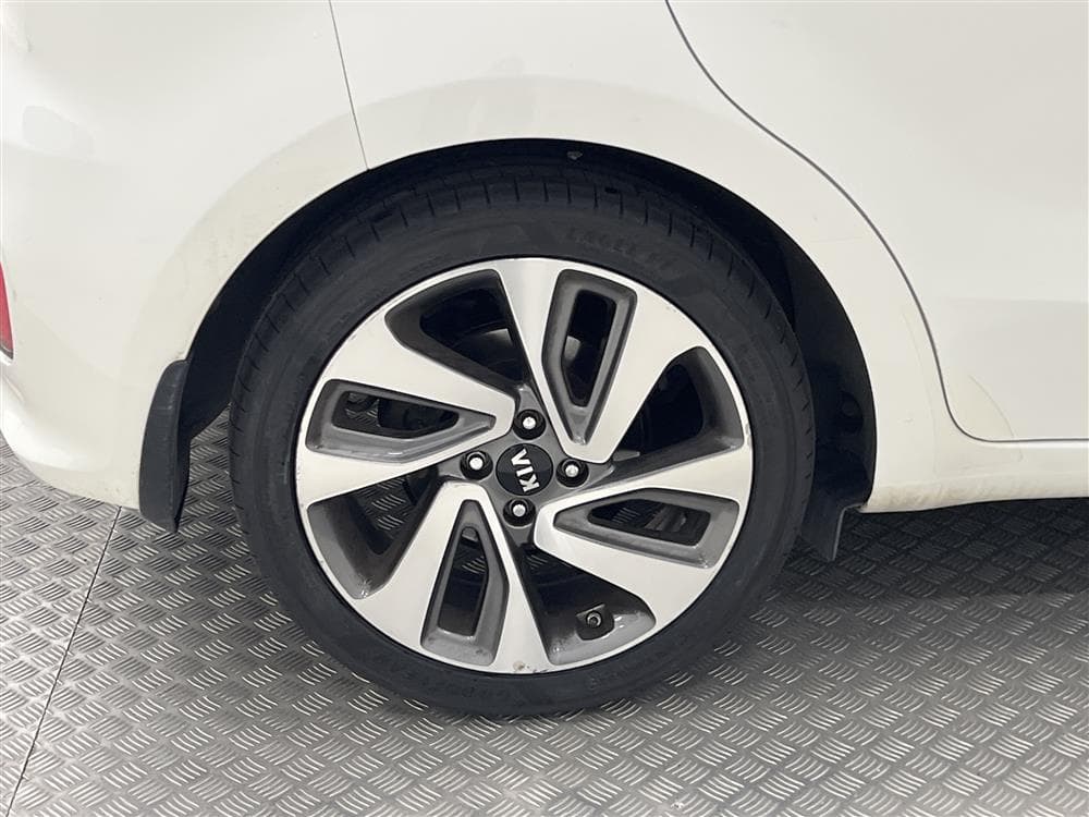 Kia Rio 1.2 85hk GLS Navi B-kam Låg Skatt 0,47l/milinteriör