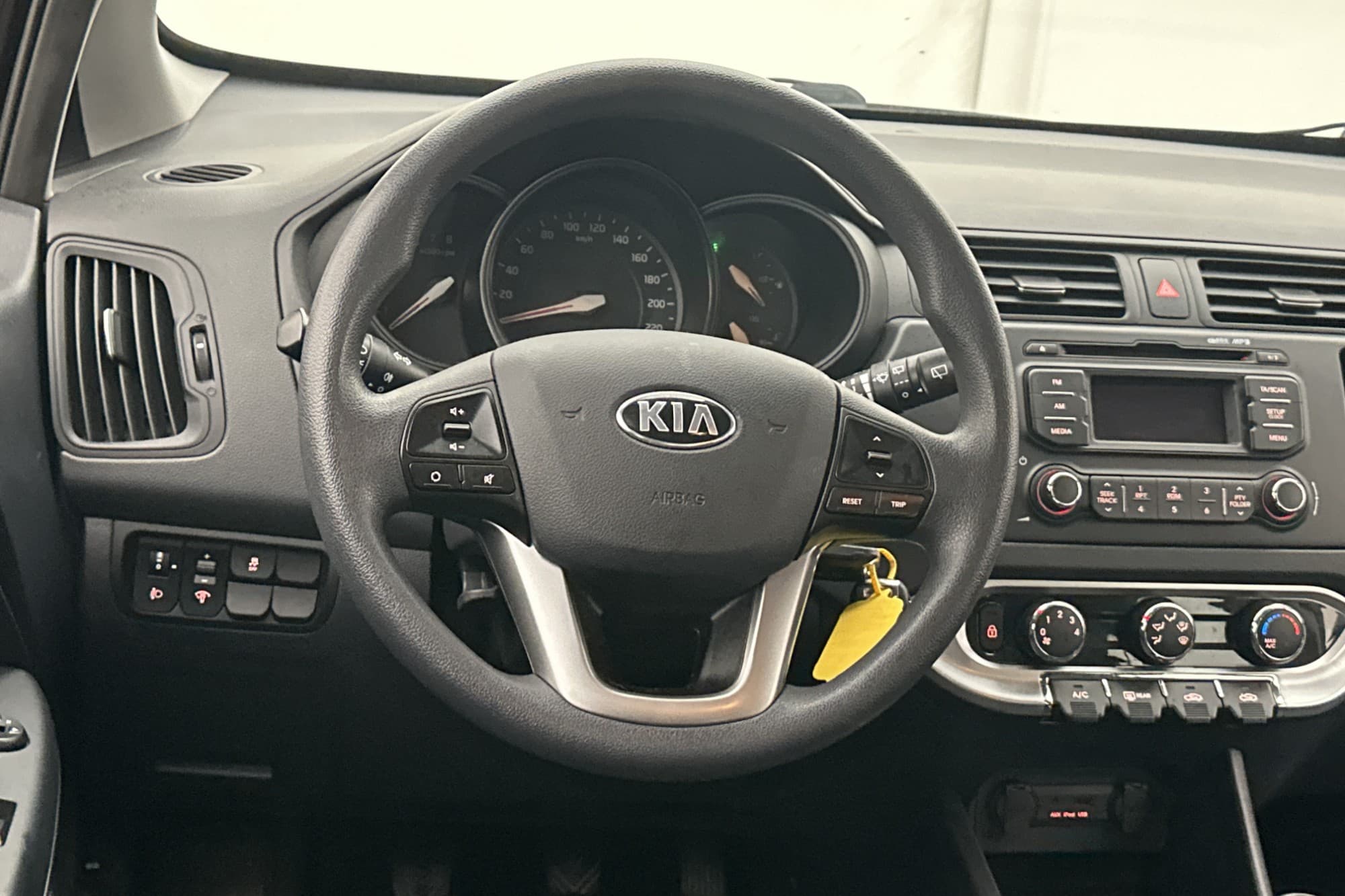 Kia Rio 1.2 CVVT  84hk Få Brukare 426kr Skatt 0.50 l/mil
