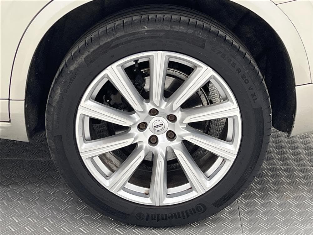 Volvo XC90 D5 AWD 235hk Inscription B&W 7-Sits Värmare Skinninteriör