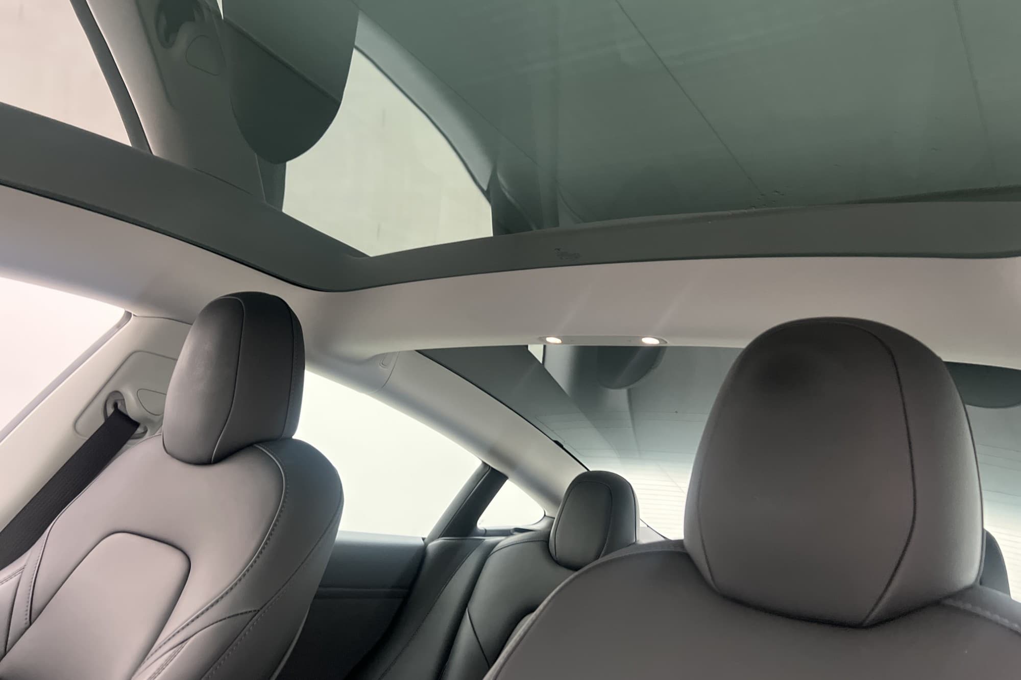 Tesla Model 3 Performance AWD Autopilot Svensksåld