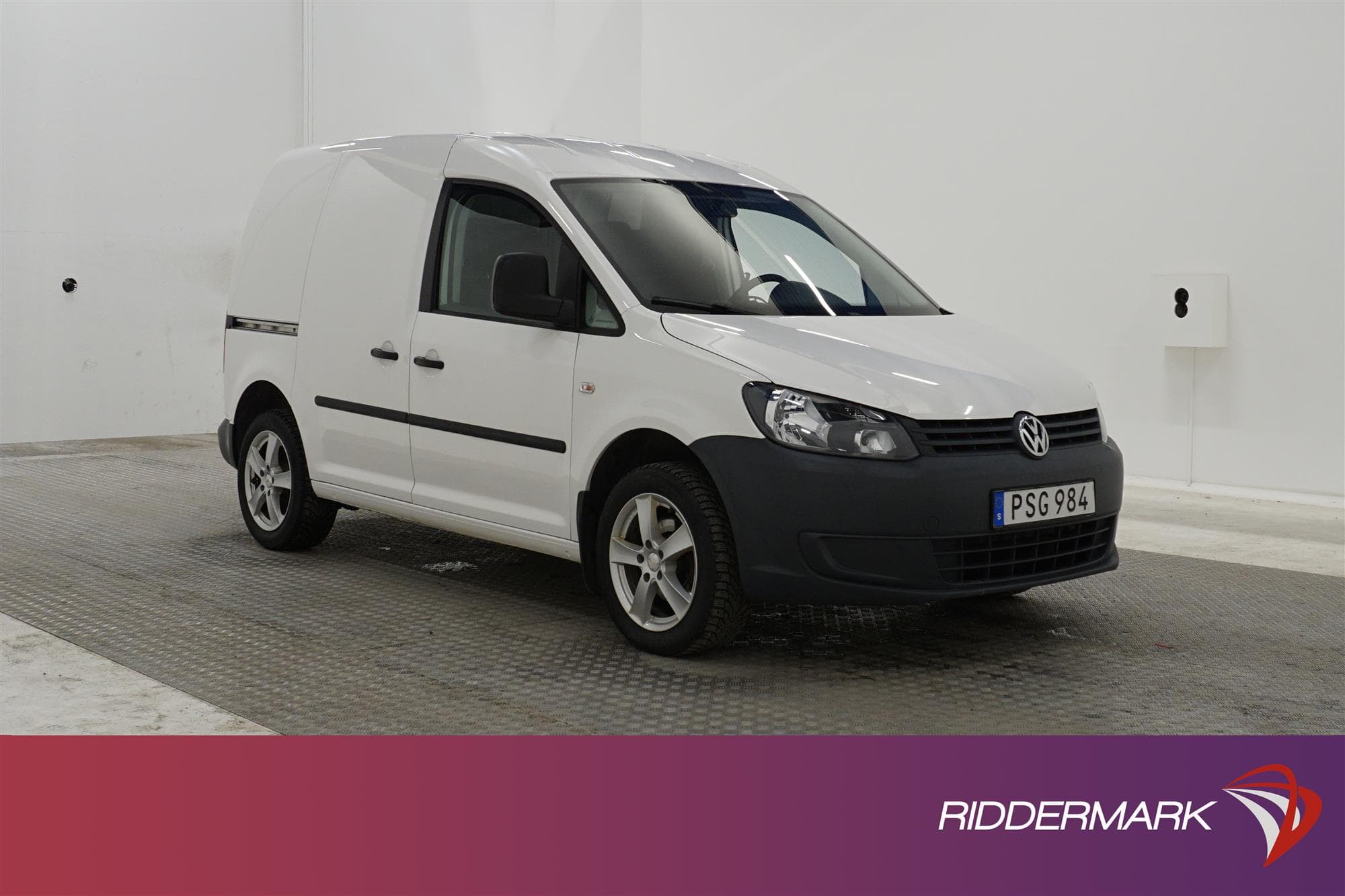 Volkswagen Caddy 1.6TDI Dragkrok Värmare Nyservad