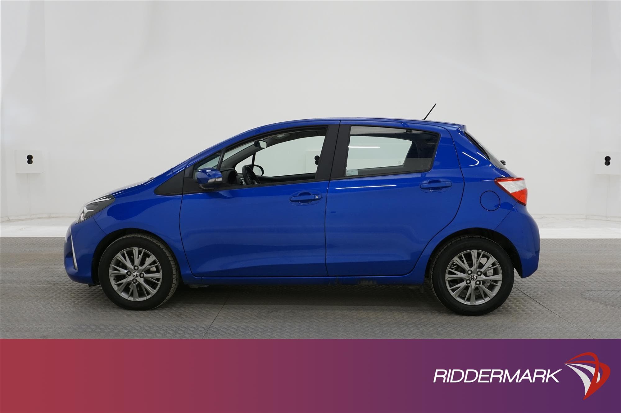 Toyota  Yaris 1.5 111hk B-Kam Låg Skatt 0,47L/mil