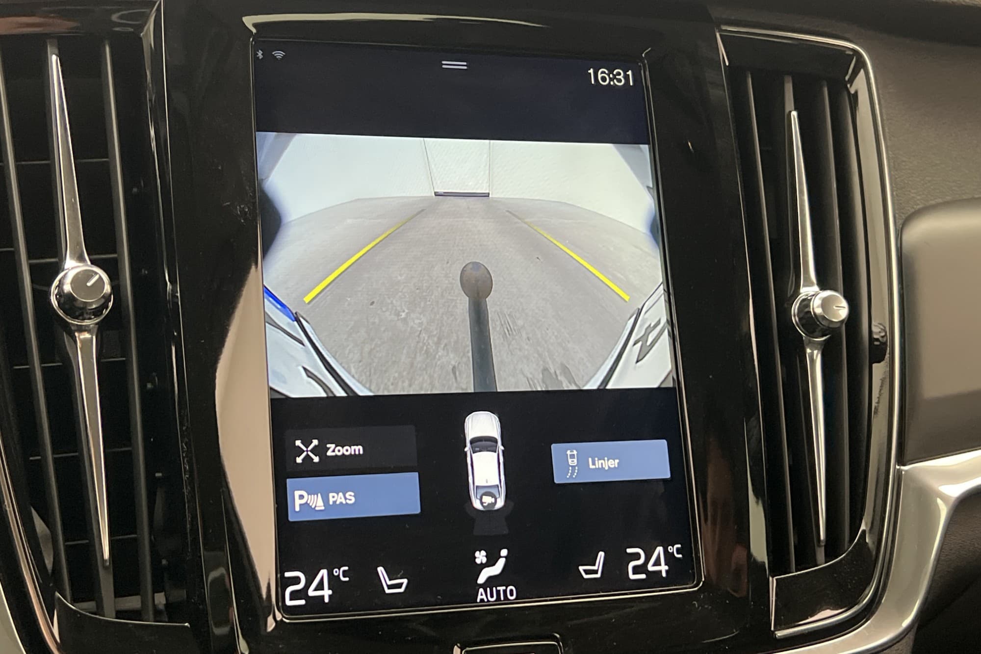 Volvo S90 D3 VOC D-Värmare Backkamera Navigation Dragkrok