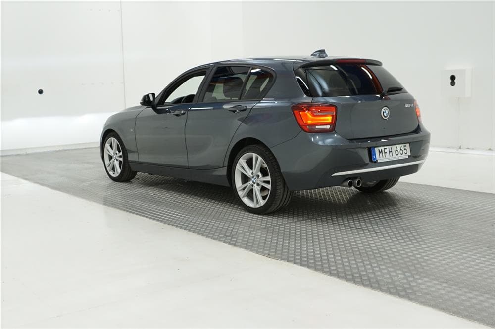 BMW 125d Urban Line Taklucka Navi Skinn 0,47/milexteriör