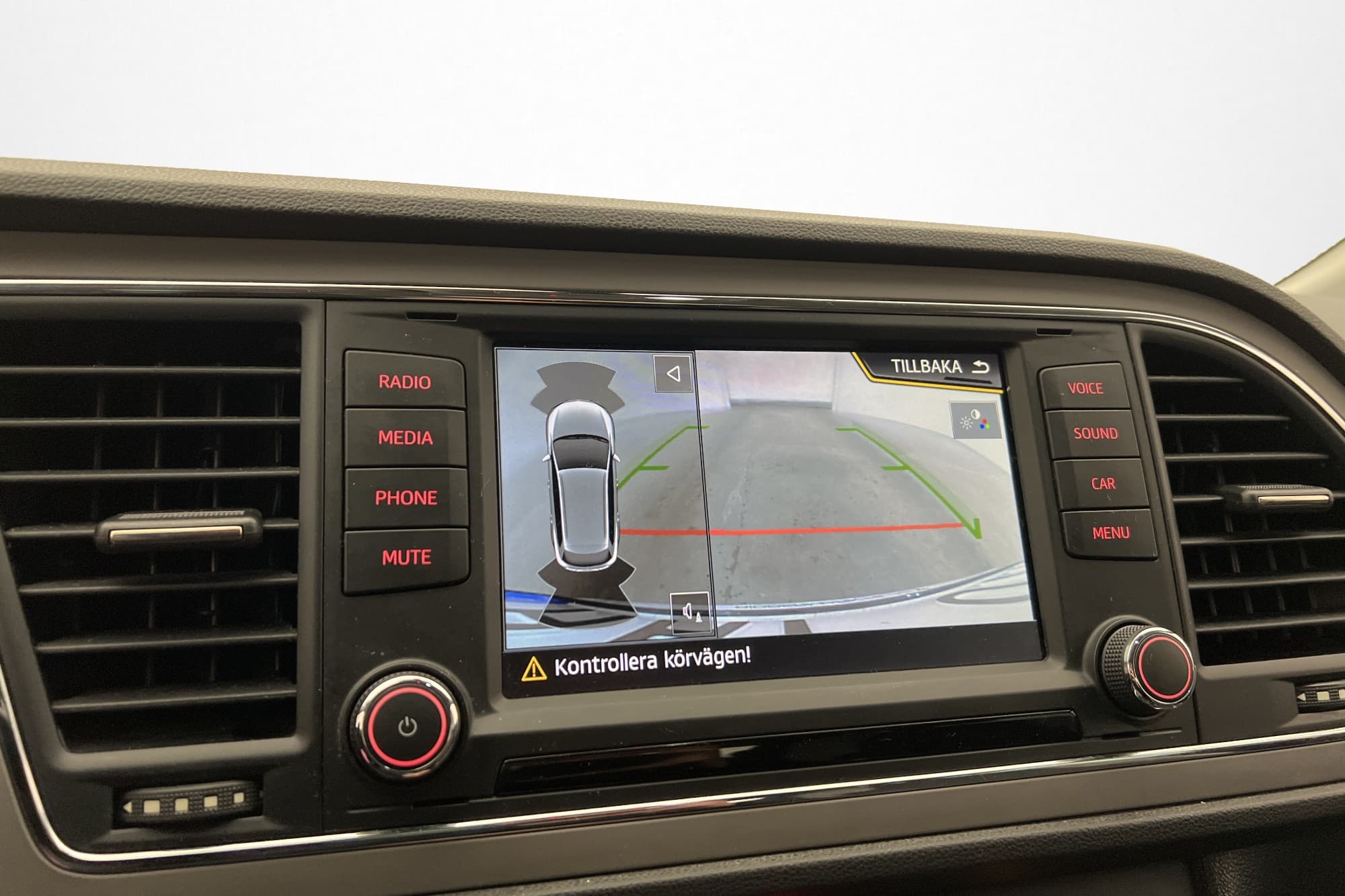 SEAT Leon X-Perience TSI 125hk Kamera CarPlay Halvskinn
