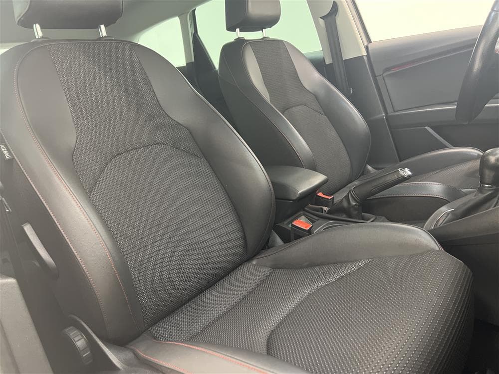 SEAT Leon ST 2.0 TDI 184hk FR Dragkrok P-sensor 0.48l/milinteriör