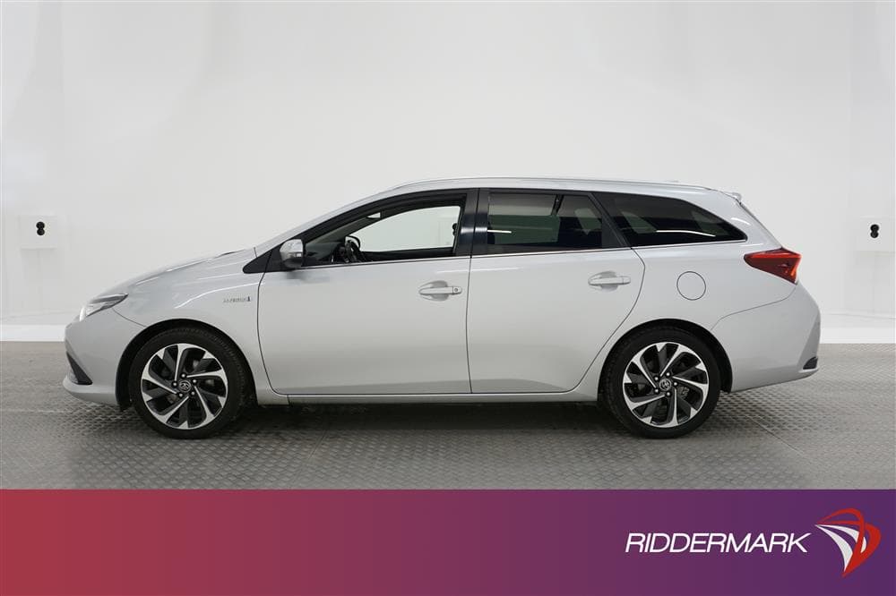 Toyota Auris 1.8 HSD Touring Sports 136hk