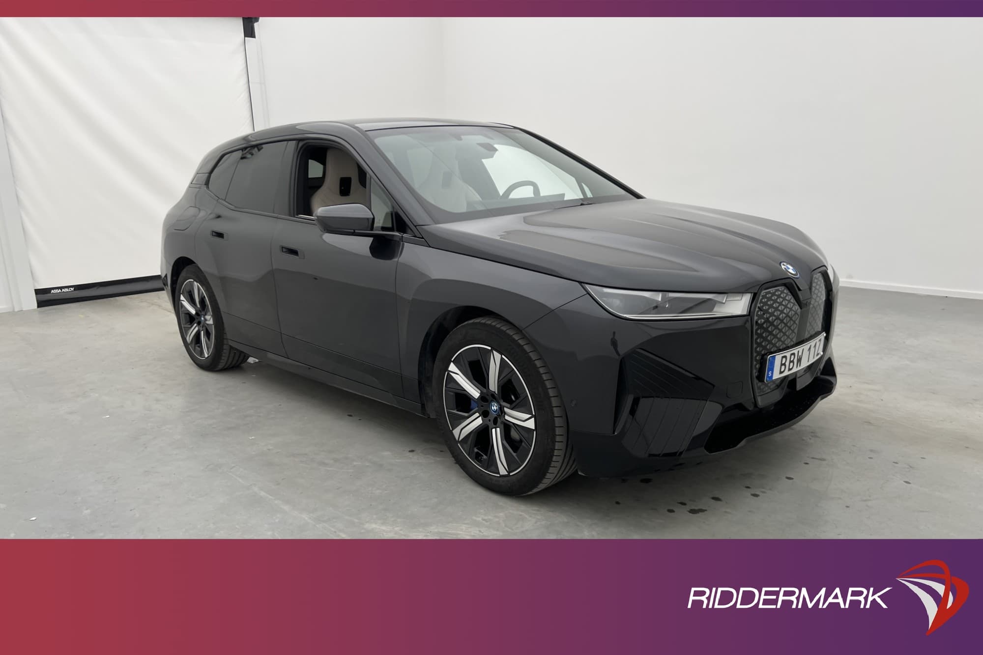 BMW iX xDrive40 326hk