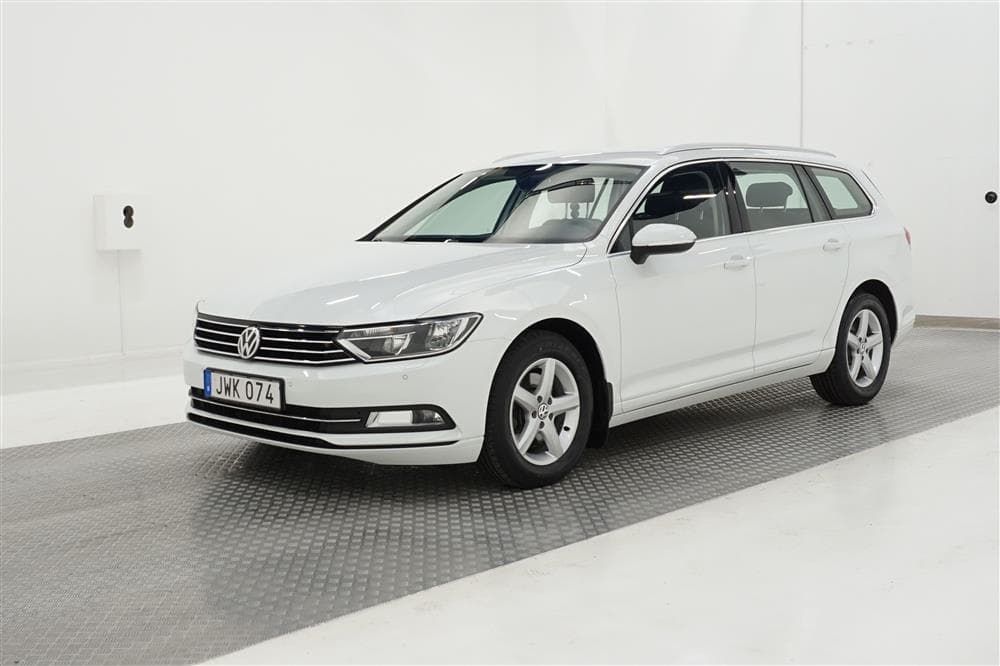 Volkswagen Passat 2.0TDI 150hk Backkamera Nyservad