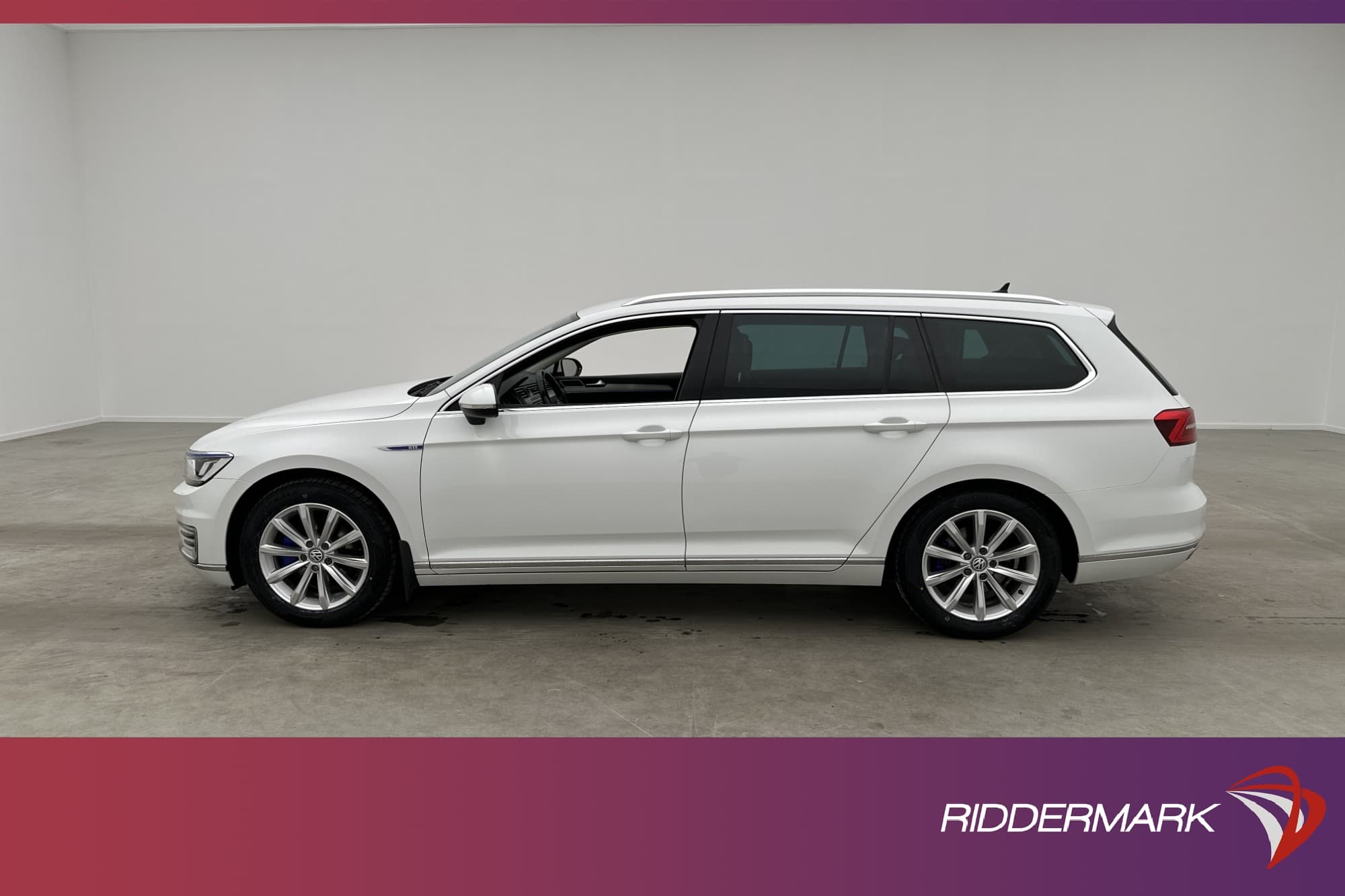 Volkswagen Passat GTE 218hk