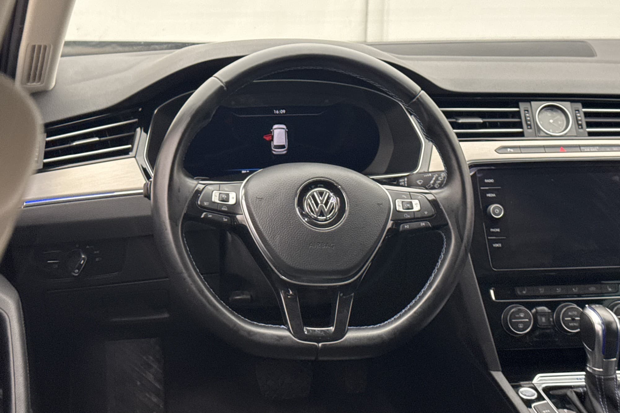 Volkswagen Passat GTE 218hk Executive Cockpit P-Värmare Drag