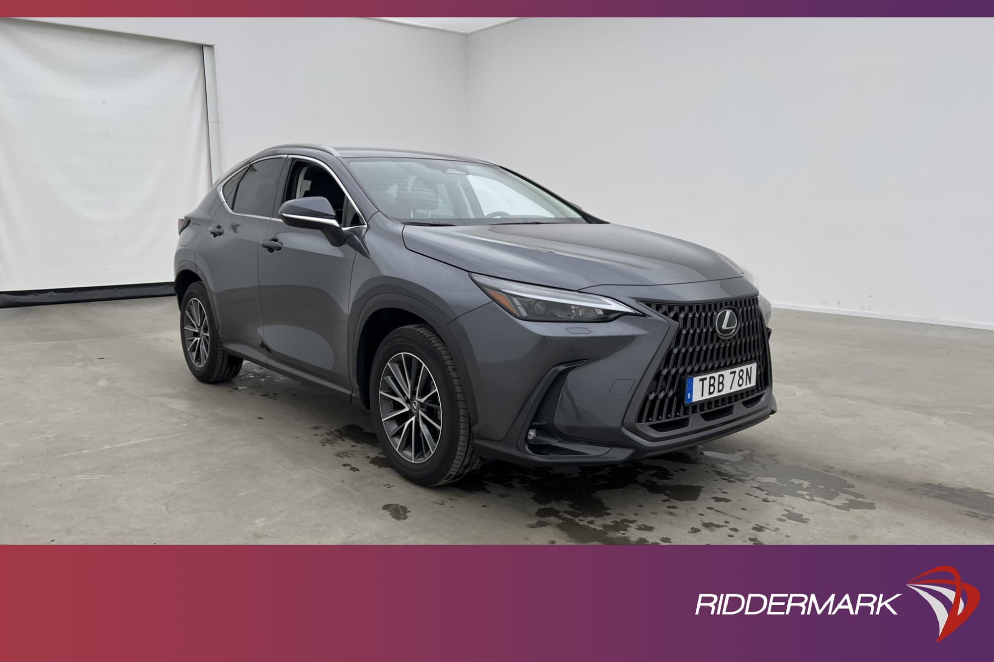 Lexus NX 450h+ AWD Plug-in 306hk Business Plus Drag Kamera