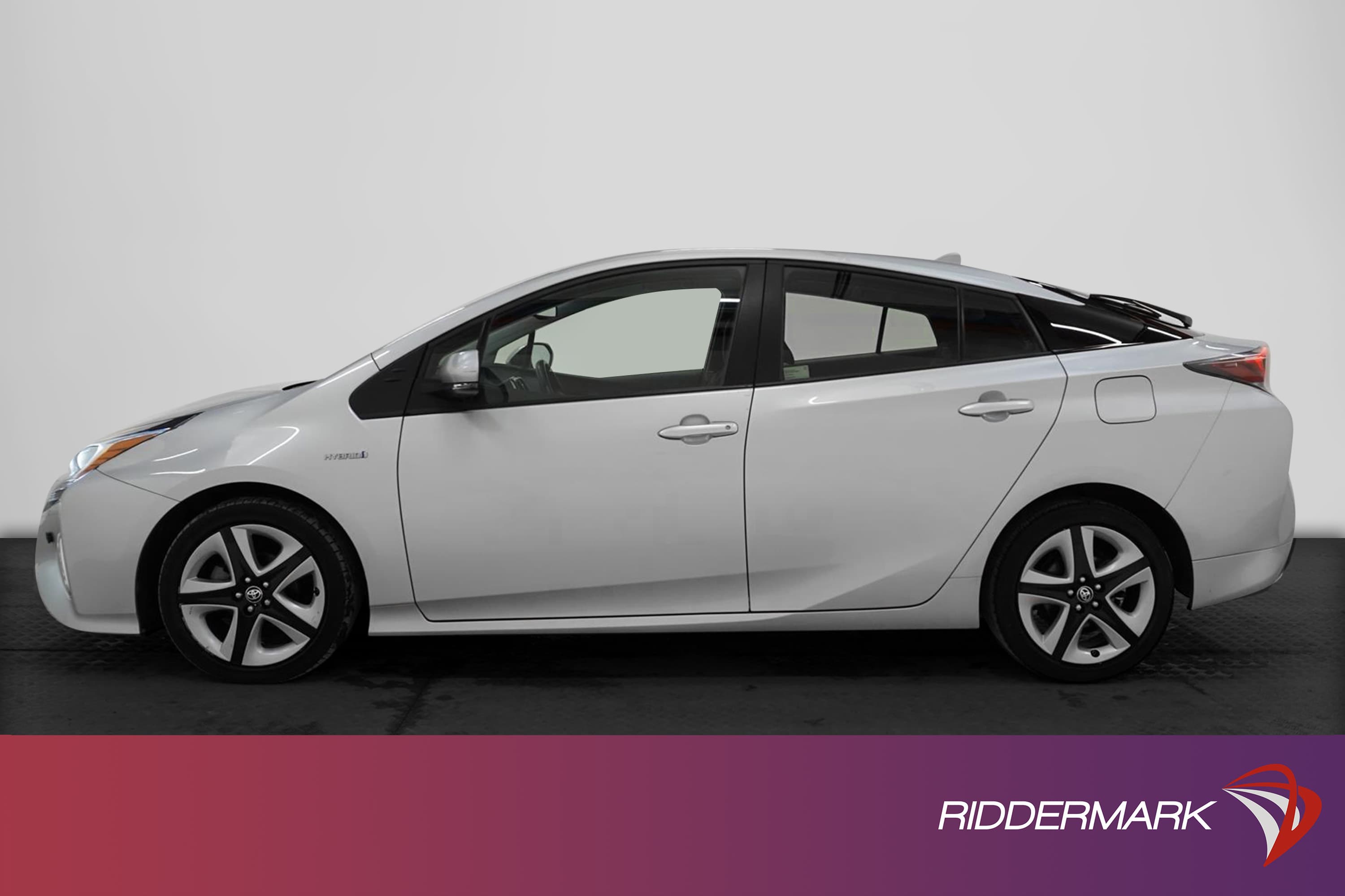 Toyota Prius Hybrid CVT 122hk 1 Brukare B-Kam 0,33L/mil