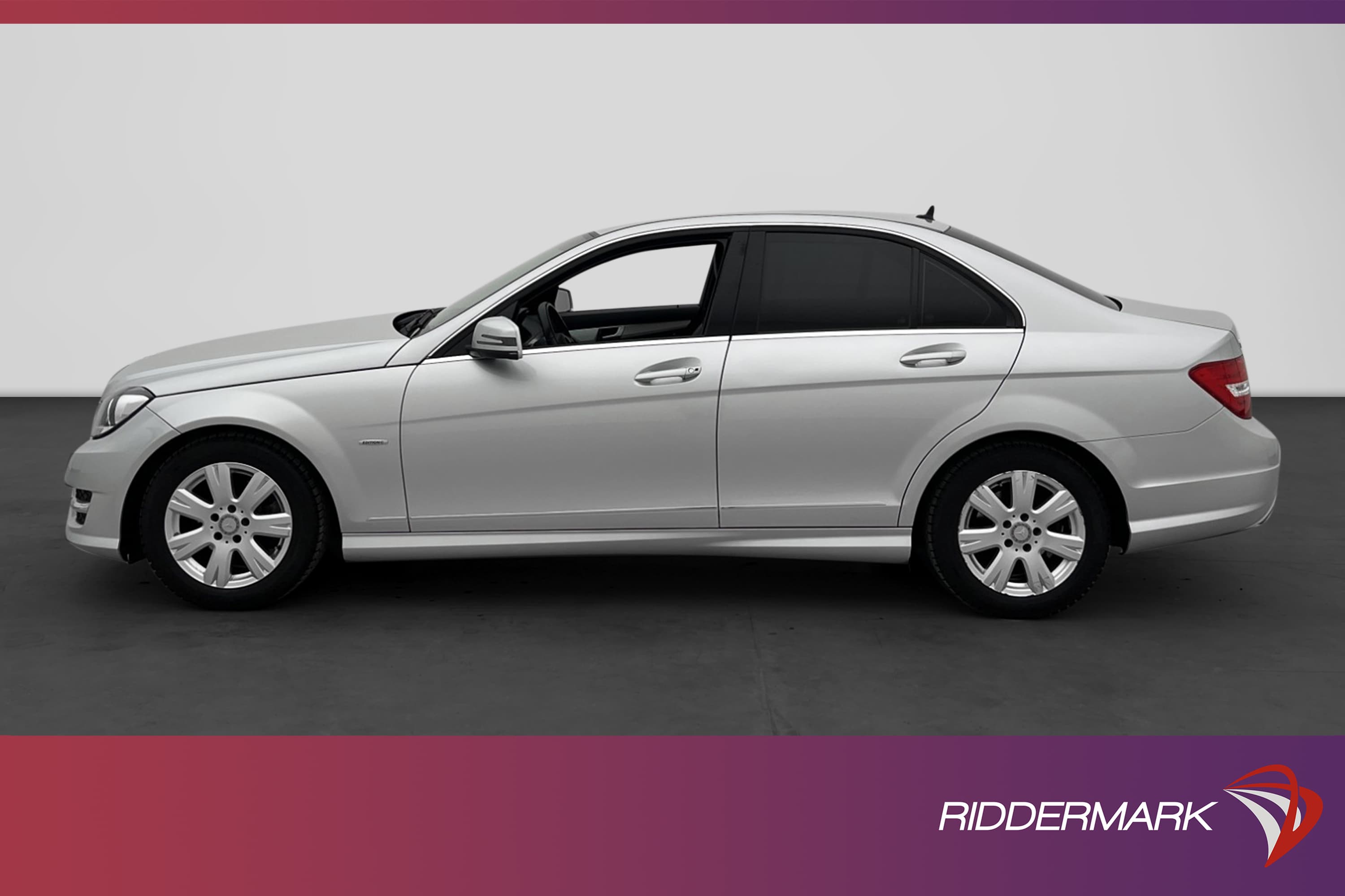 Mercedes-Benz C 180 156hk