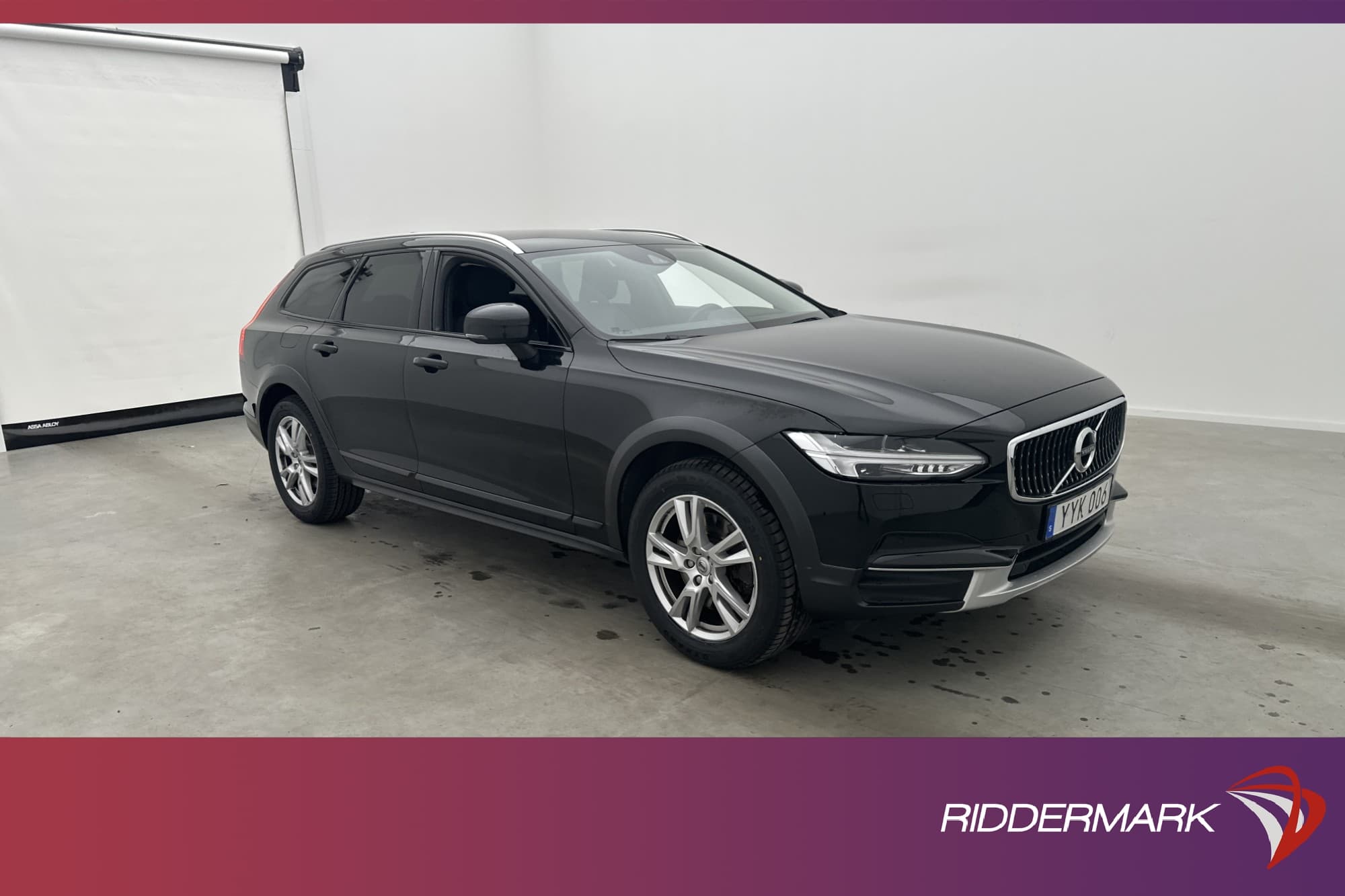 Volvo V90 Cross Country D4 AWD