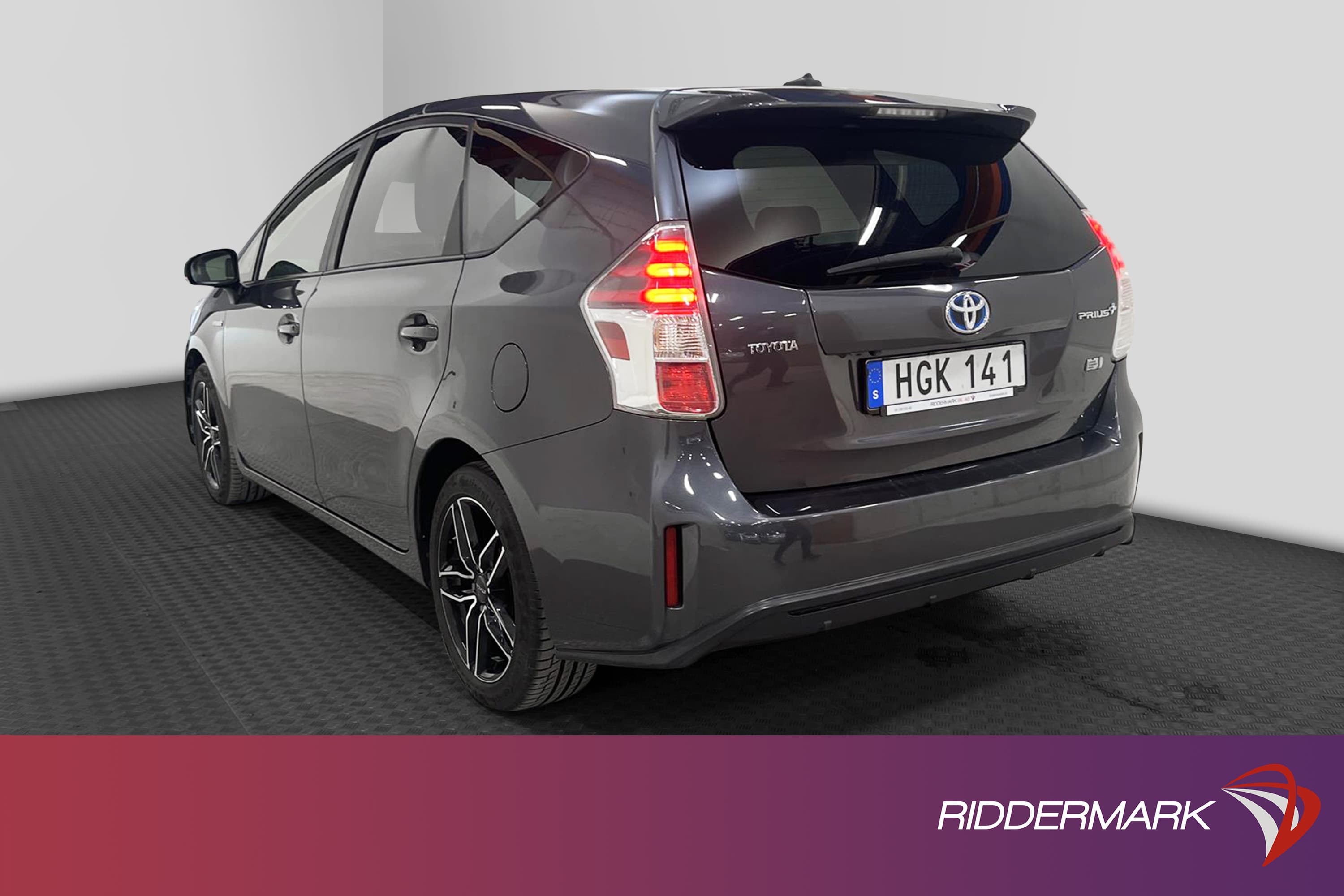 Toyota Prius+ Hybrid CVT 136hk 7 Sits B-Kam HUD Skinnklädsel