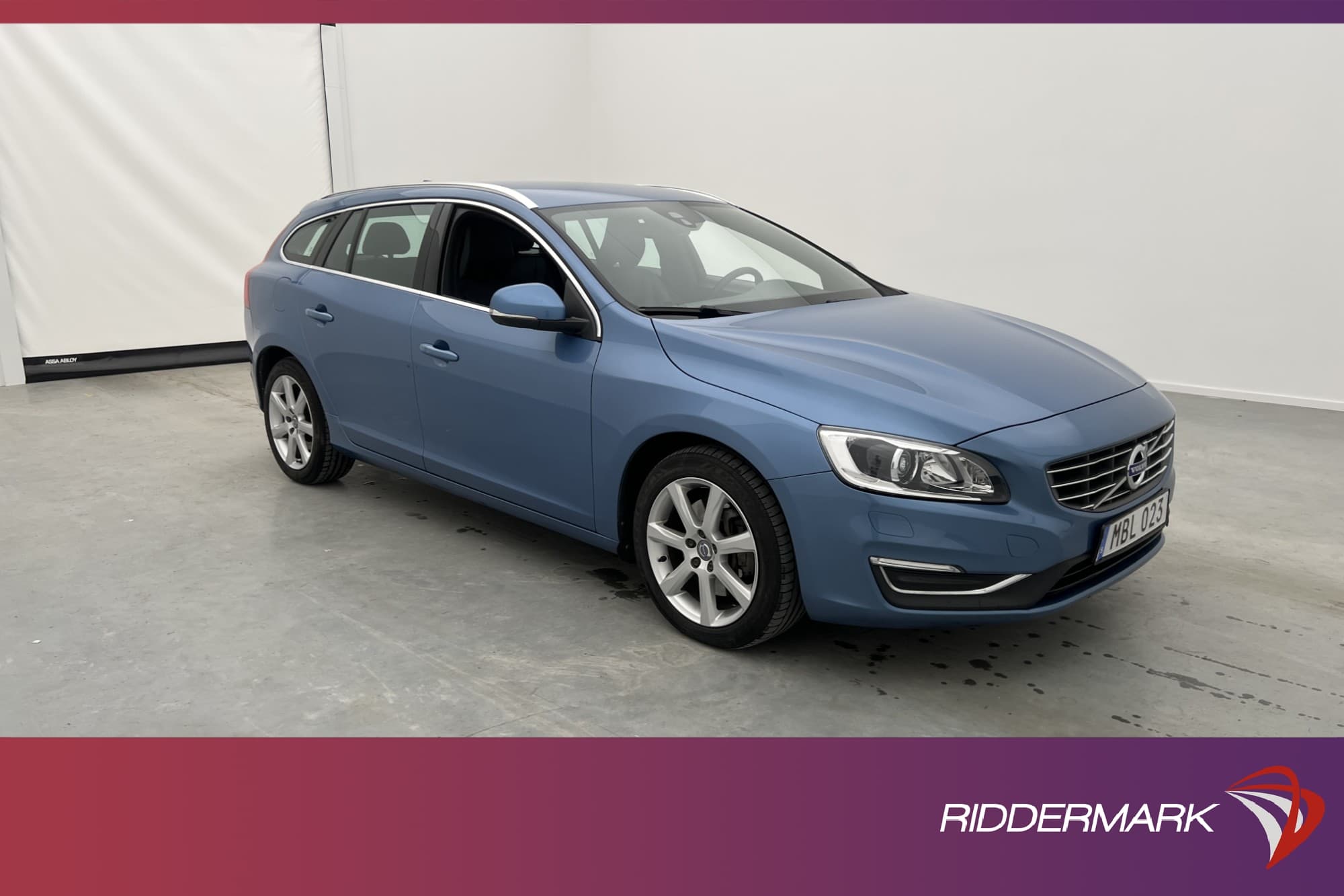 Volvo V60 D4 190hk AWD Summum