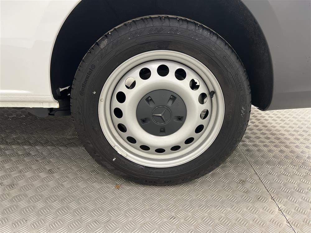 Mercedes-Benz e-Vito Automat 3-sits 41kWh Lång Moms 