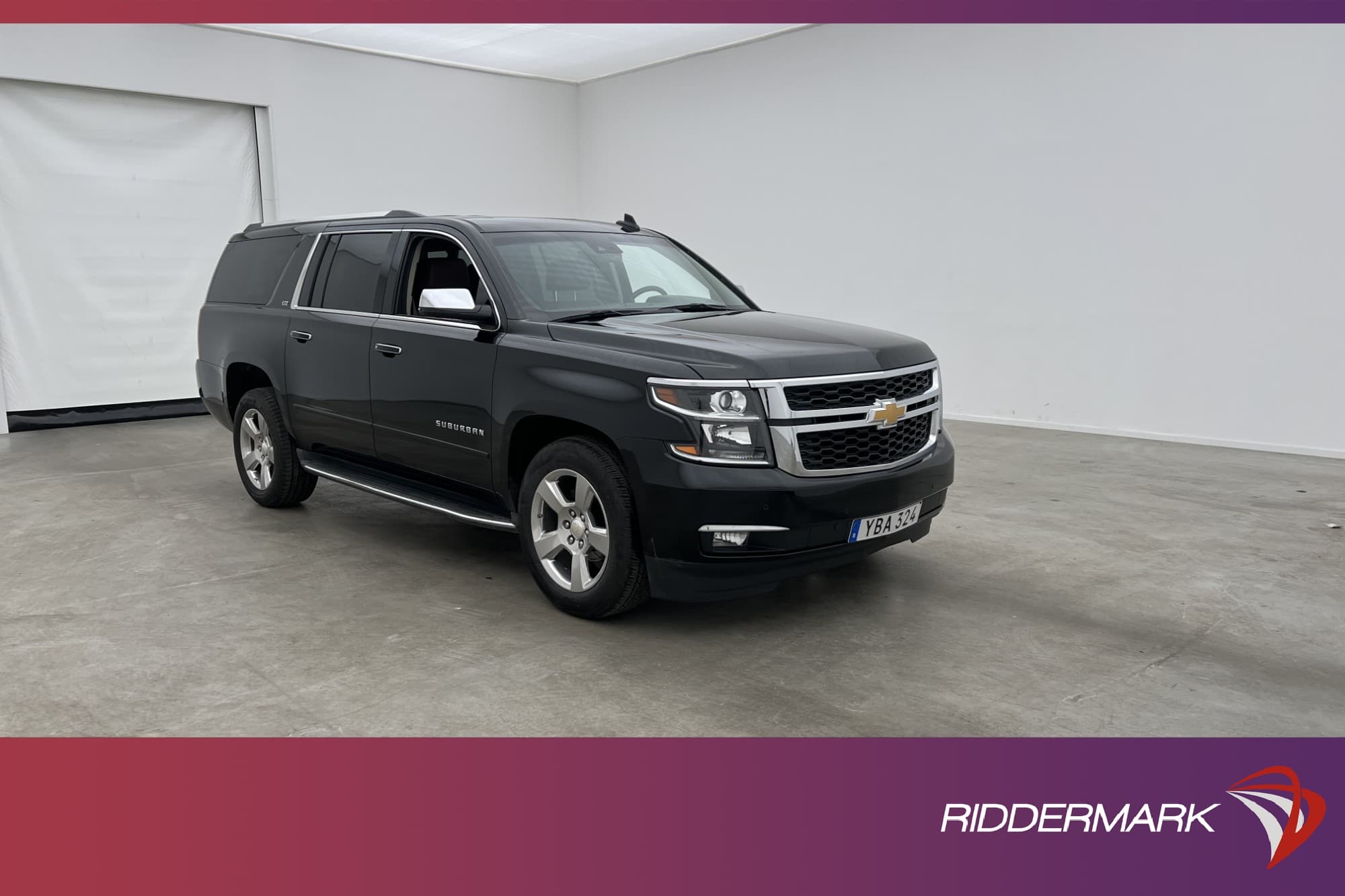 Chevrolet Suburban V8 4WD 360hk