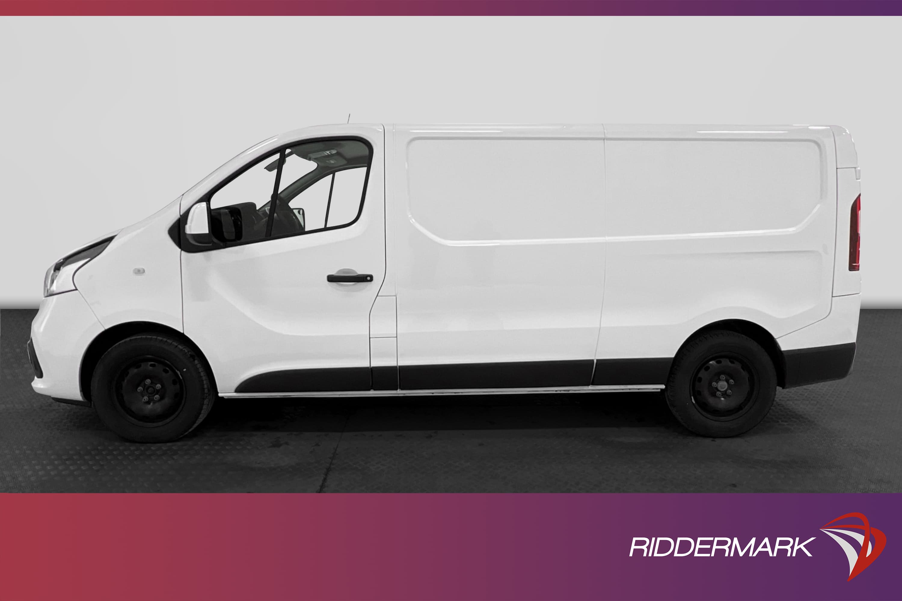 Nissan NV300
