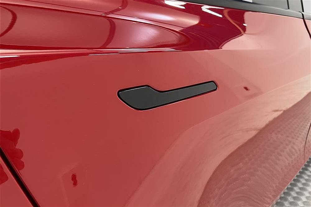 Tesla Model Y Long Range Dual AWD Pano Premium Svensksåld exteriör