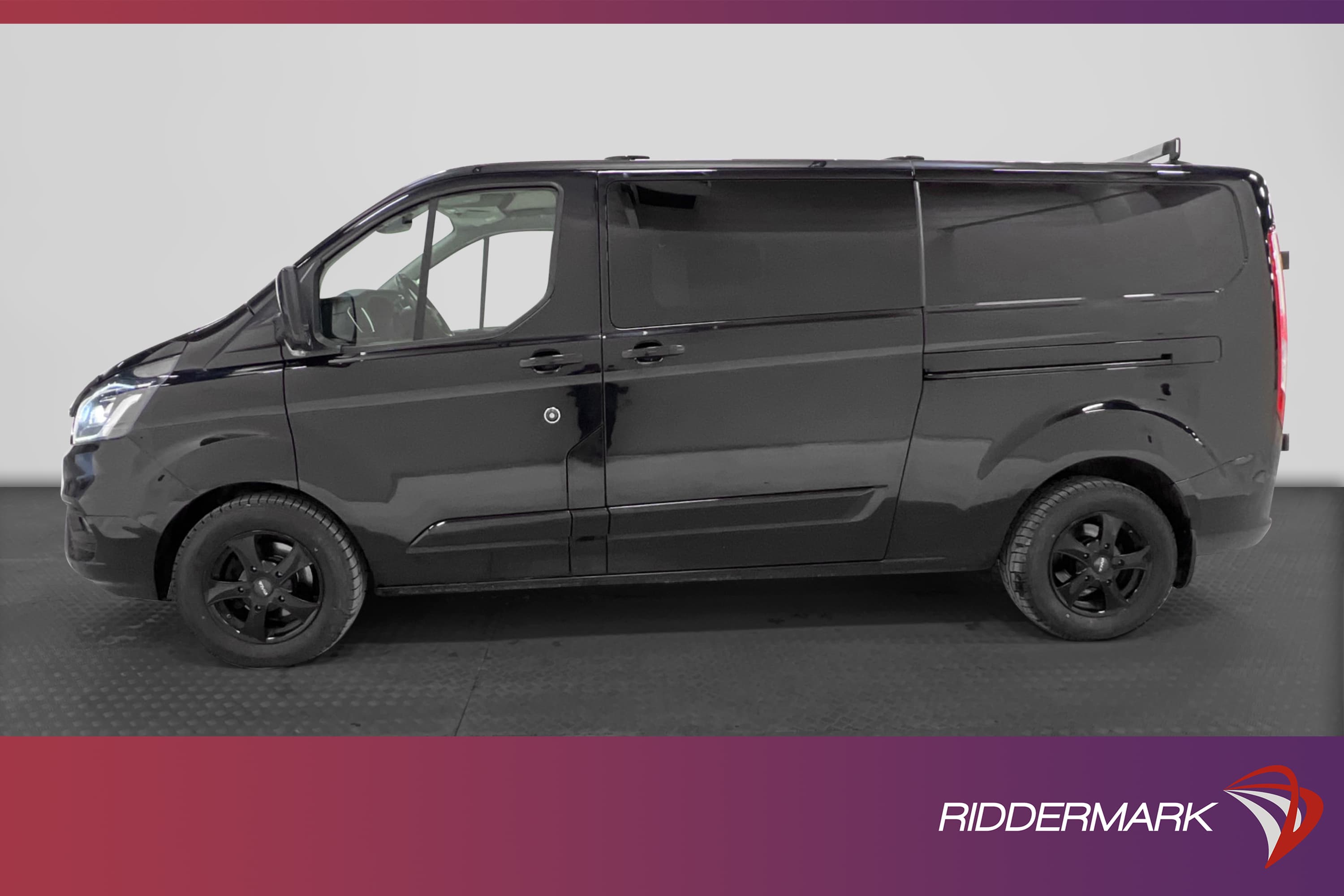Ford Transit Custom Crew Van 170hk Värmare Drag 6-Sits Moms