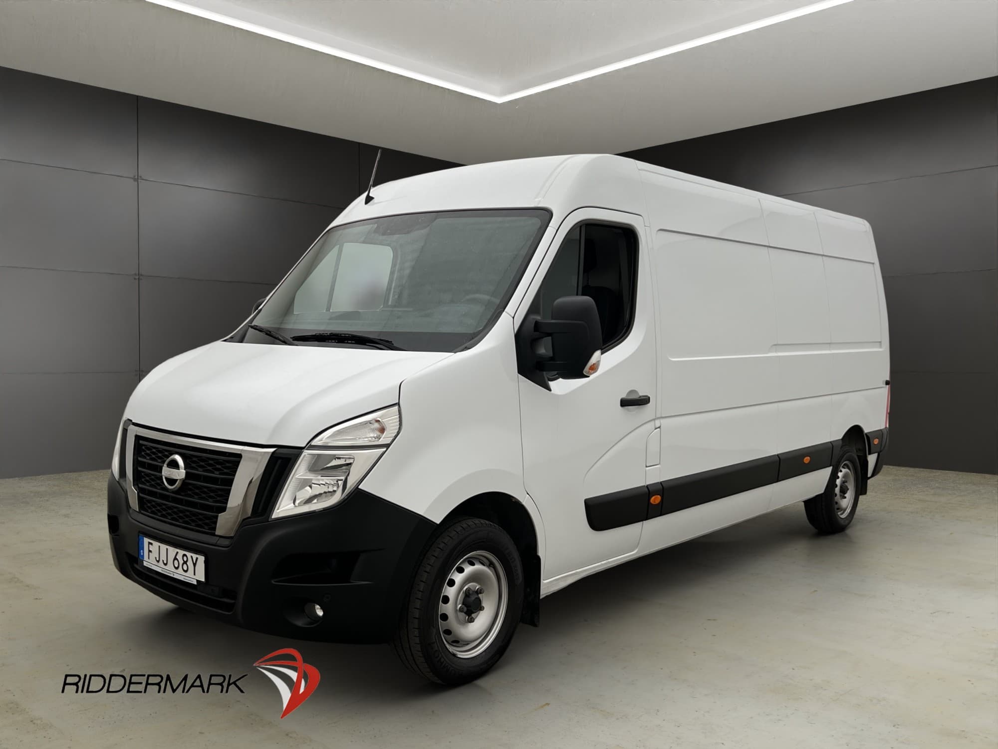Nissan Interstar
