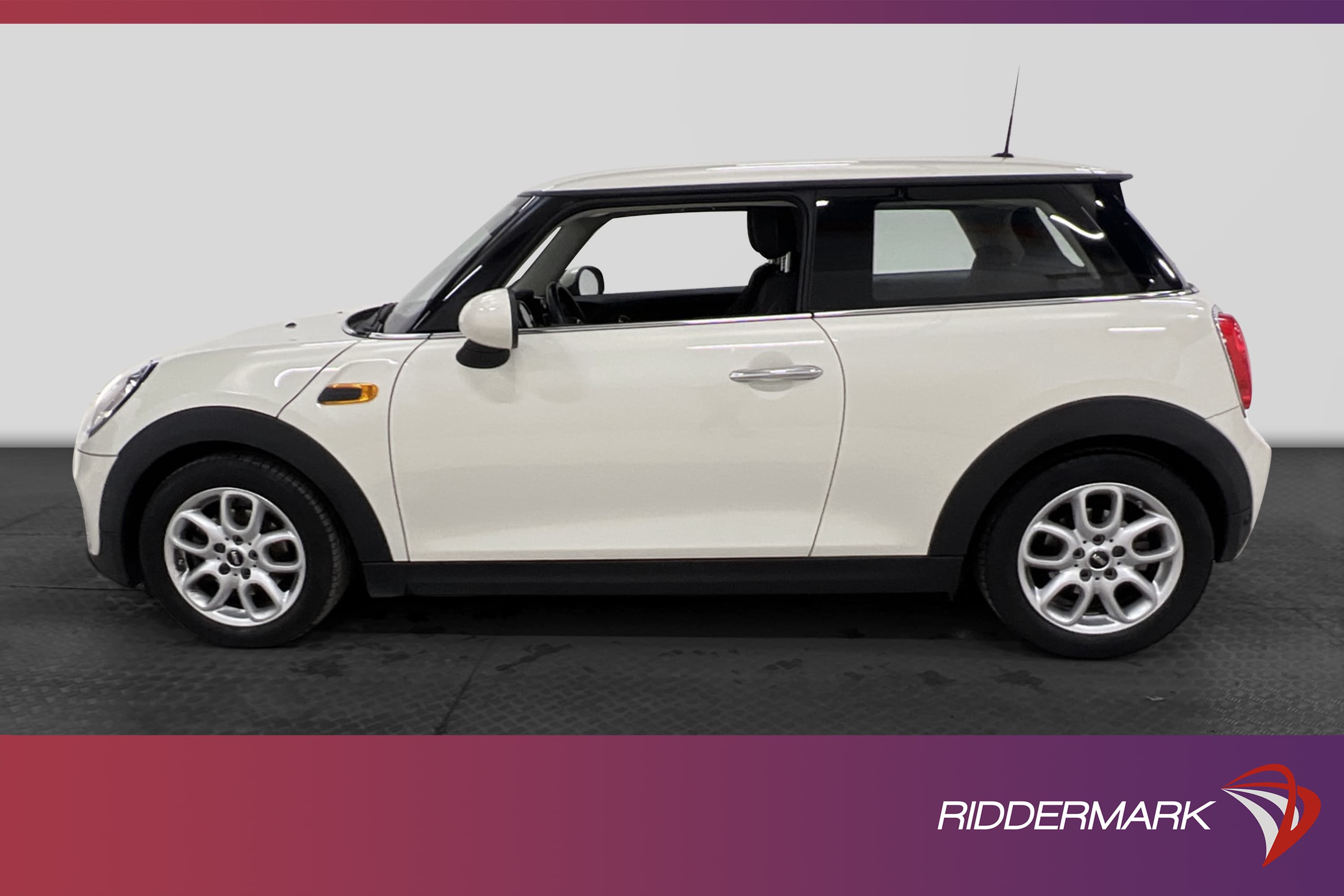 MINI Cooper  136hk Pepper Keyless Isofix Touchskärm Nyservad