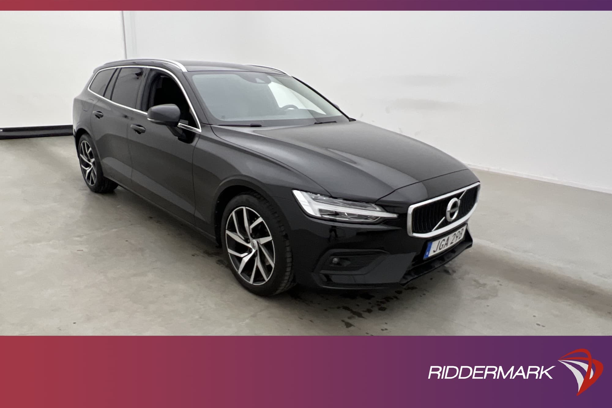 Volvo V60 D4 AWD 190hk Momentum H/K Kamera Drag Navi BLIS