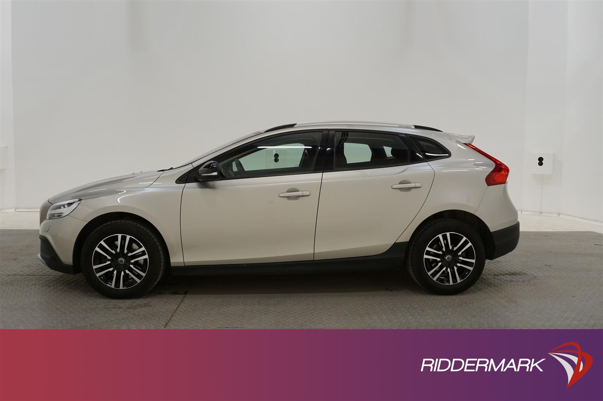 Volvo V40 T3 Cross Country 152 hk