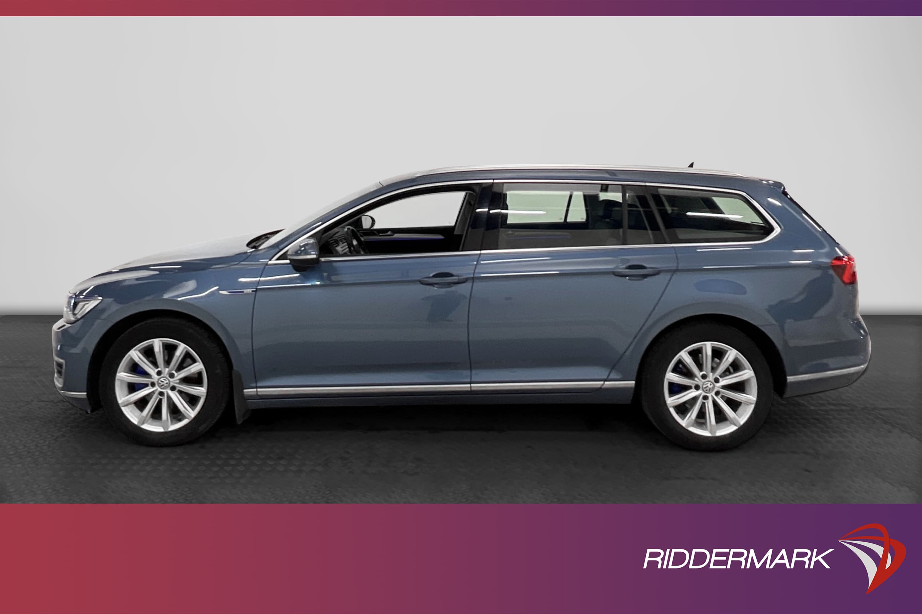 Volkswagen Passat GTE 218hk