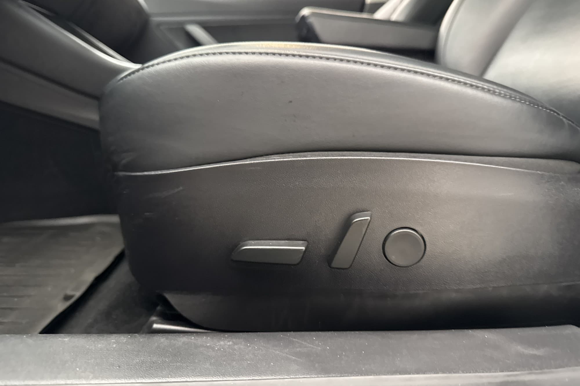 Tesla Model 3 Long Range AWD Autopilot Svensksåld MOMS