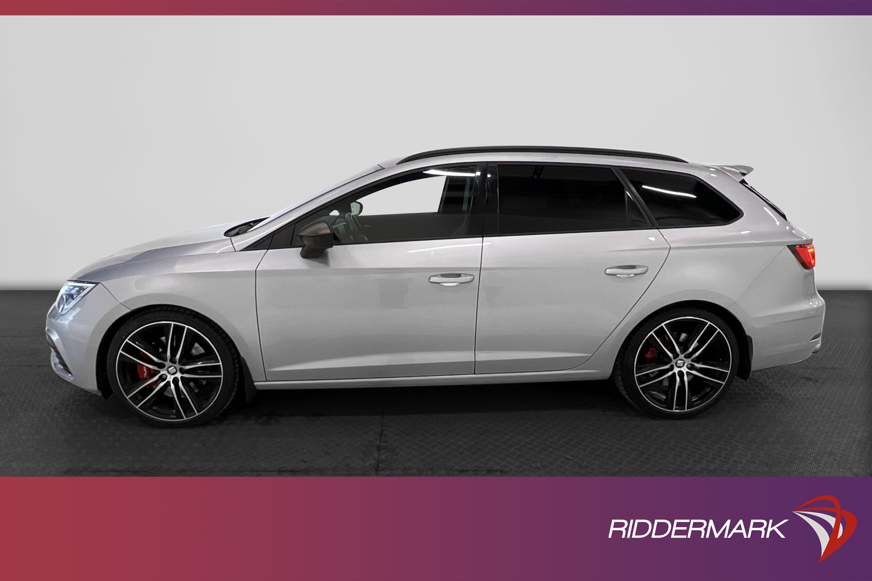 SEAT Leon Cupra ST 2.0TSI 4D 300hk