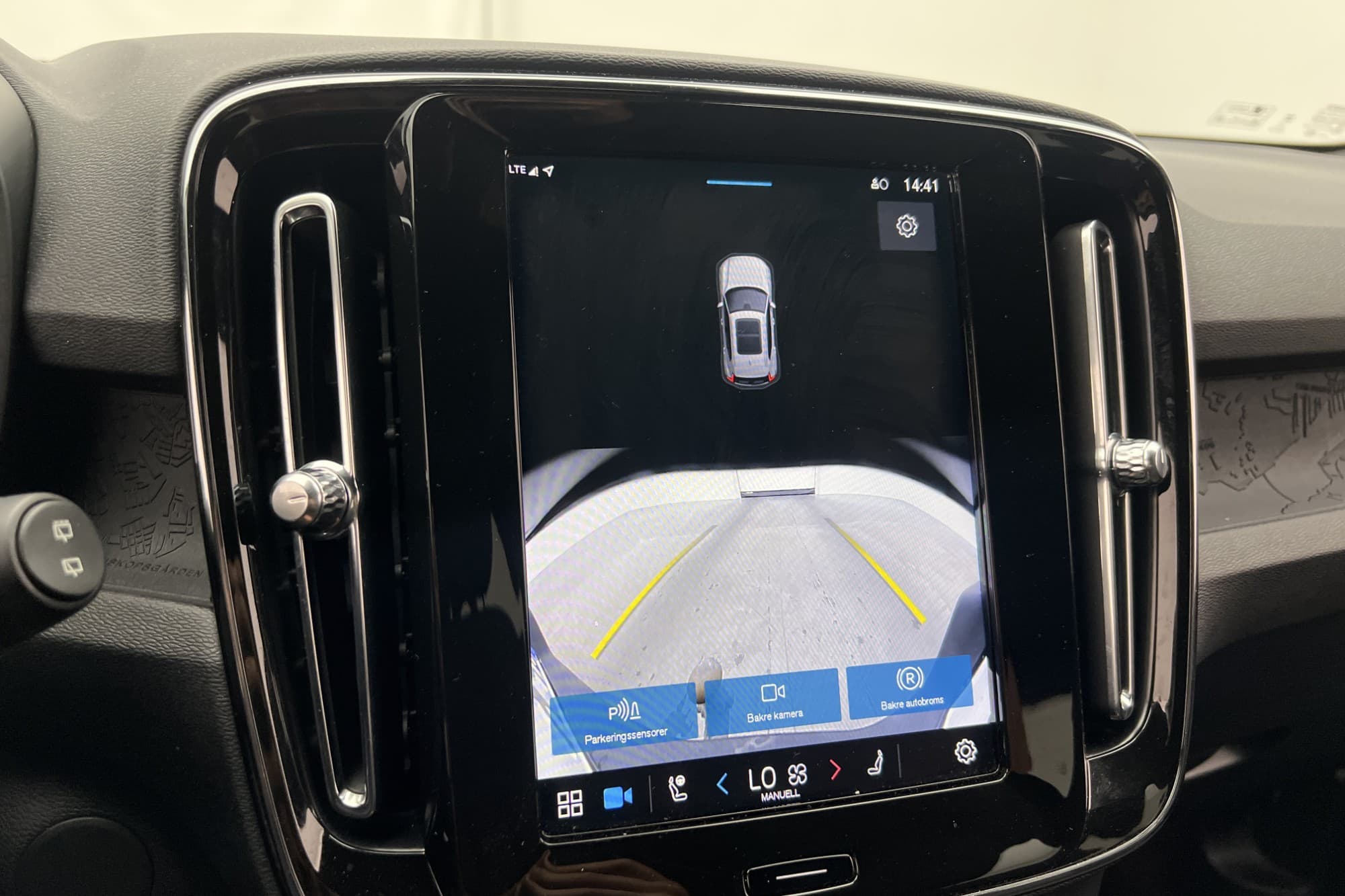 Volvo XC40 Recharge Twin motor 408hk Plus Dark Drag MOMS 