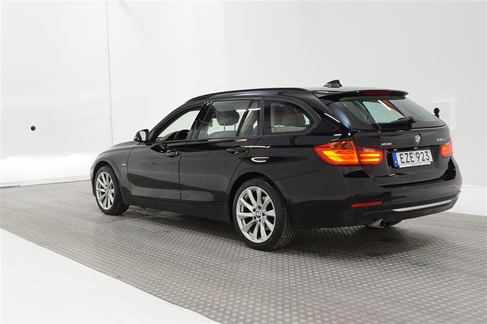 BMW 318d Touring 143hk xDrive Modern line P-sensor 0,44L/Mil