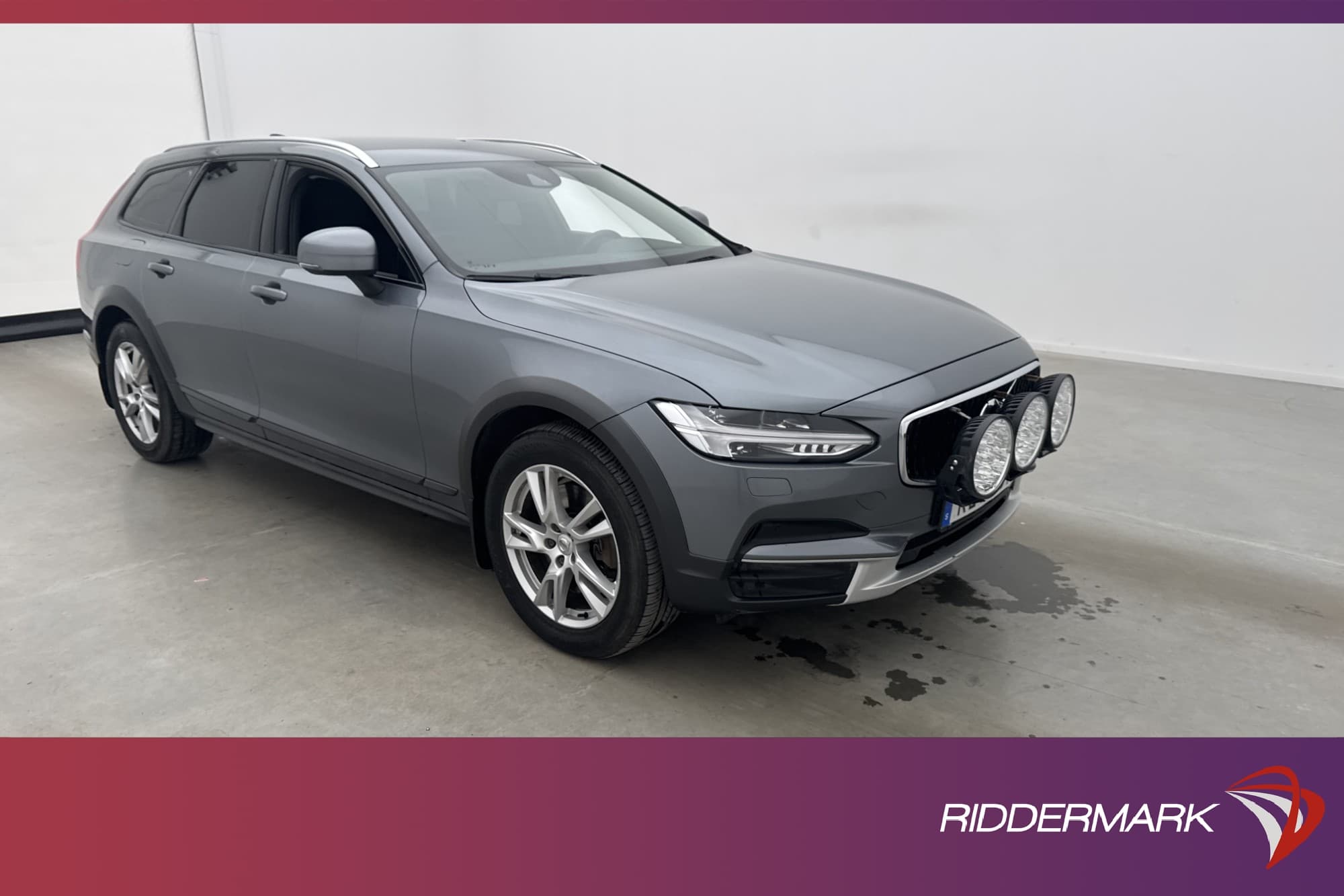 Volvo V90 Cross Country D4 AWD Momentum D-Värmare VOC Drag