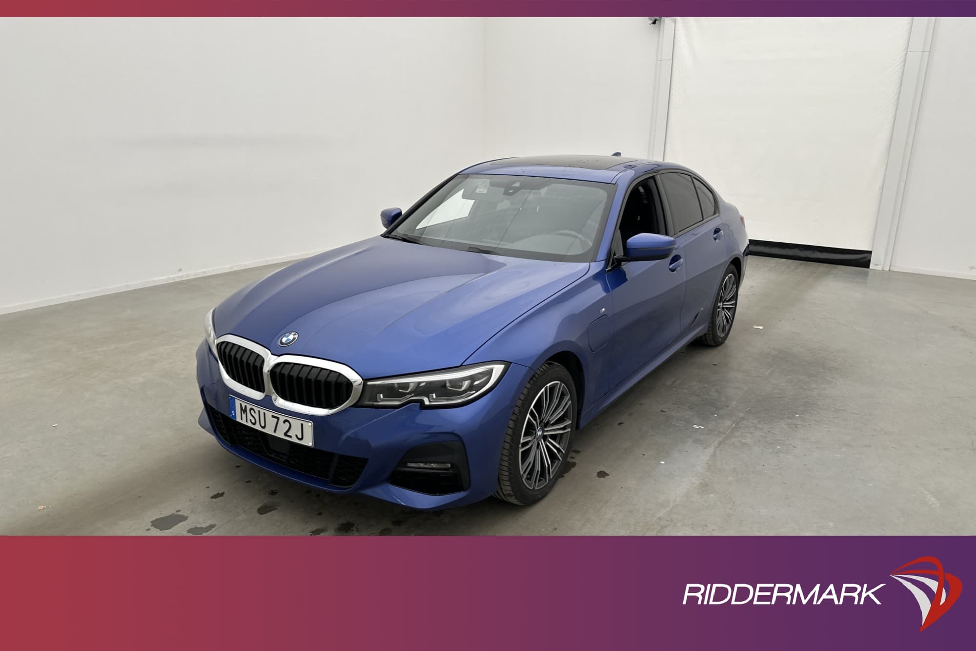 BMW 330e xDrive 292hk