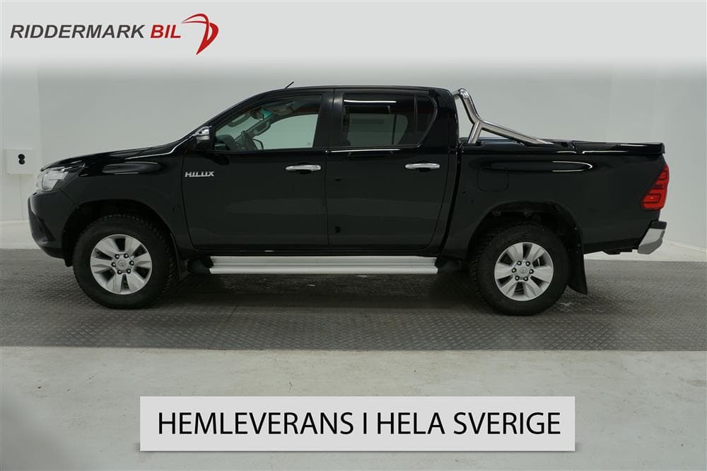 Toyota Hilux 2.4 150hk 4WD Invincible