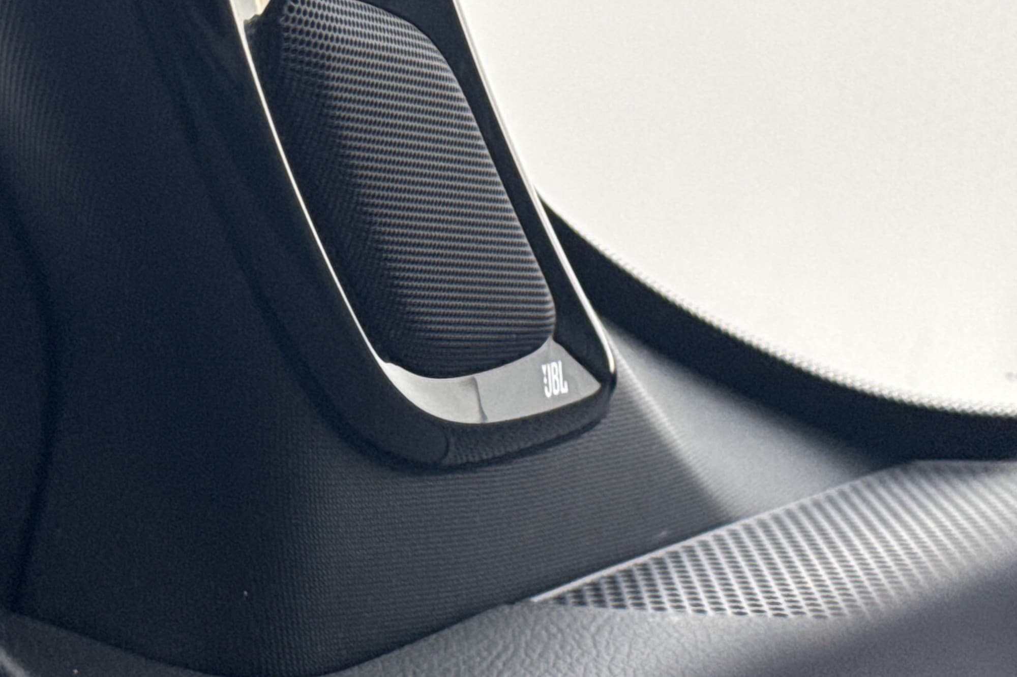 Toyota C-HR Hybrid 122hk X-Edition JBL Skinn Kamera Rattvärm