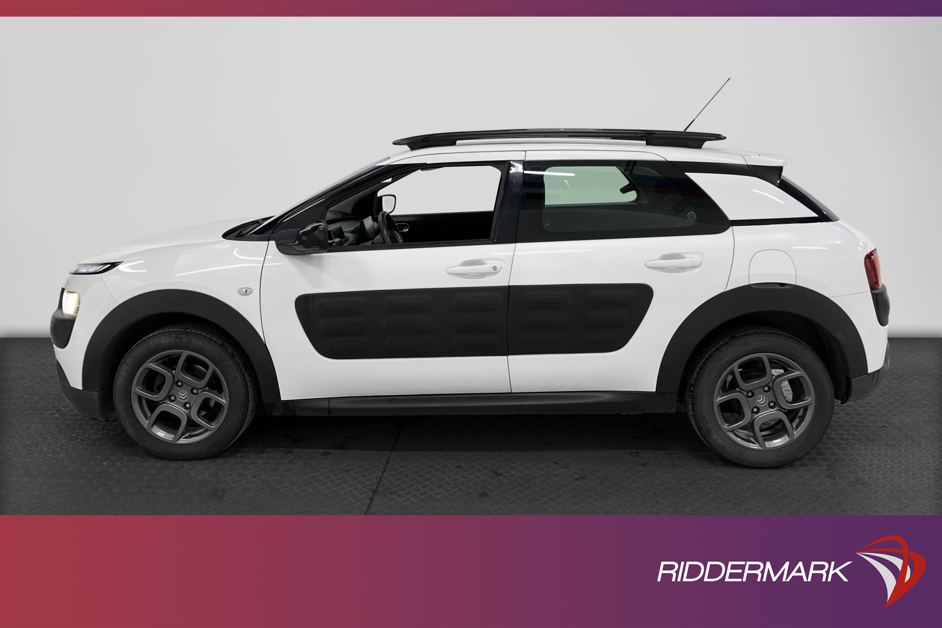 Citroën C4 Cactus 1.2 82hk