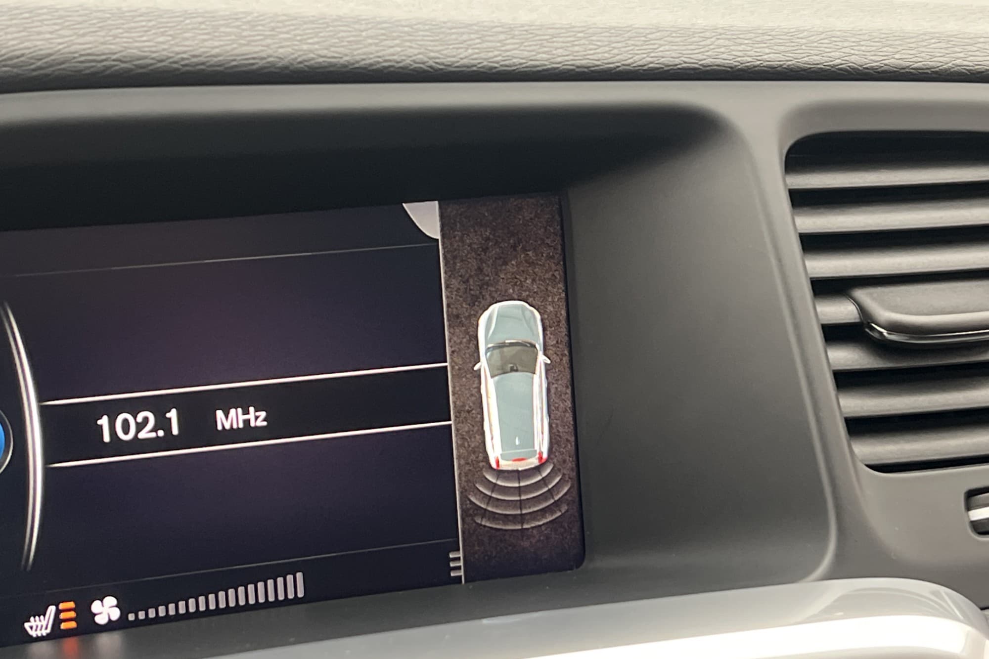Volvo V60 D4 190hk Momentum VOC D-Värm Rattvärme Halvskinn