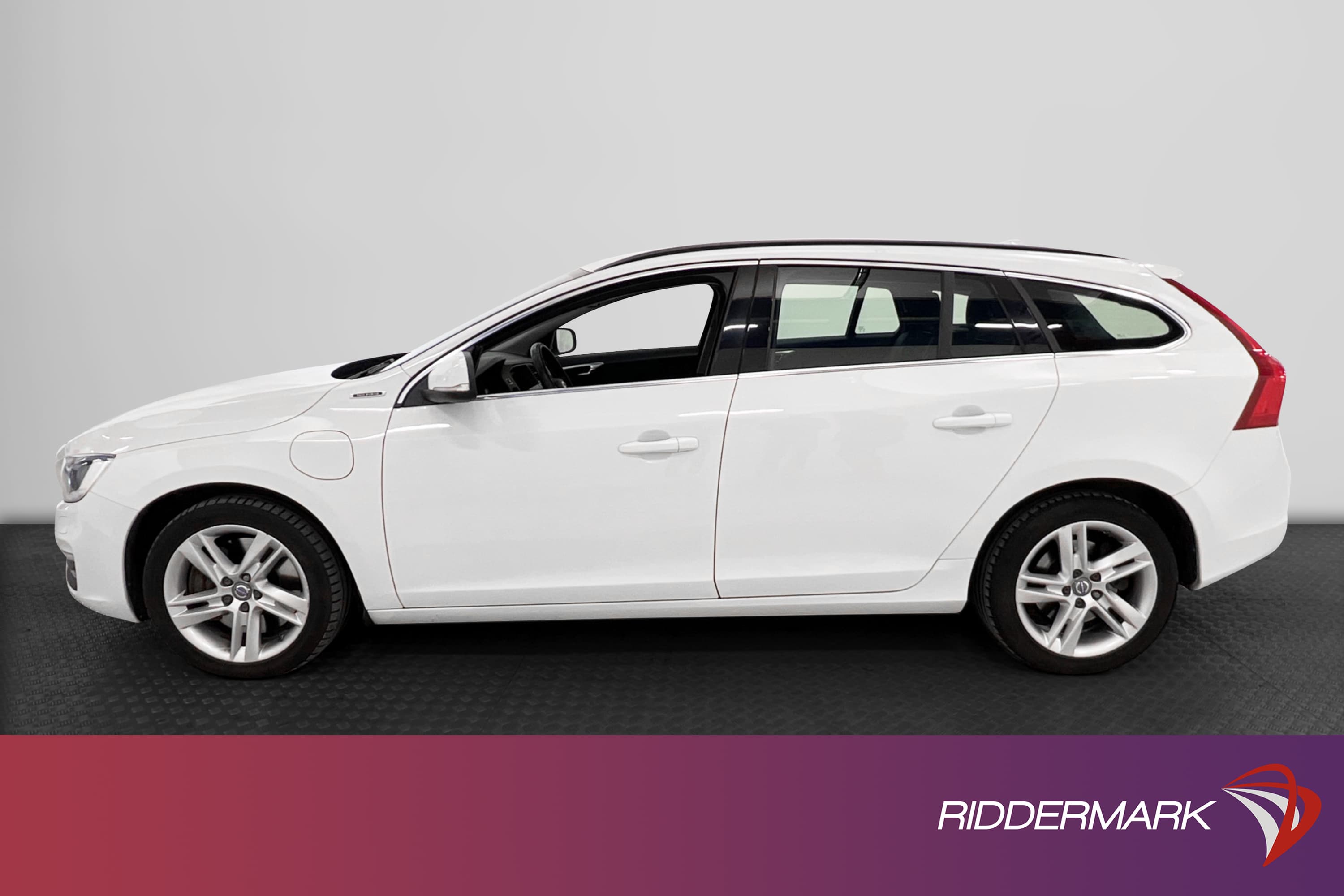 Volvo V60 D5 Plug-in AWD 231hk
