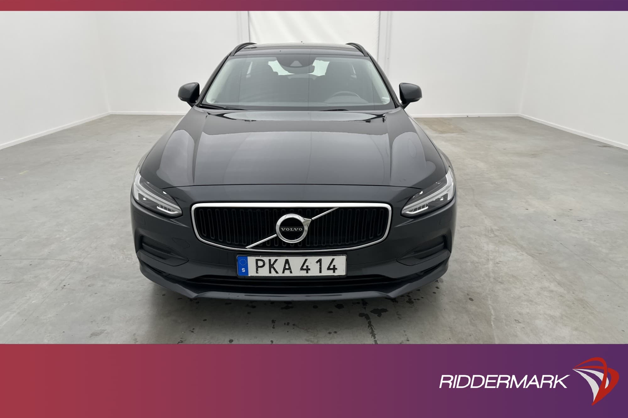 Volvo V90 D4