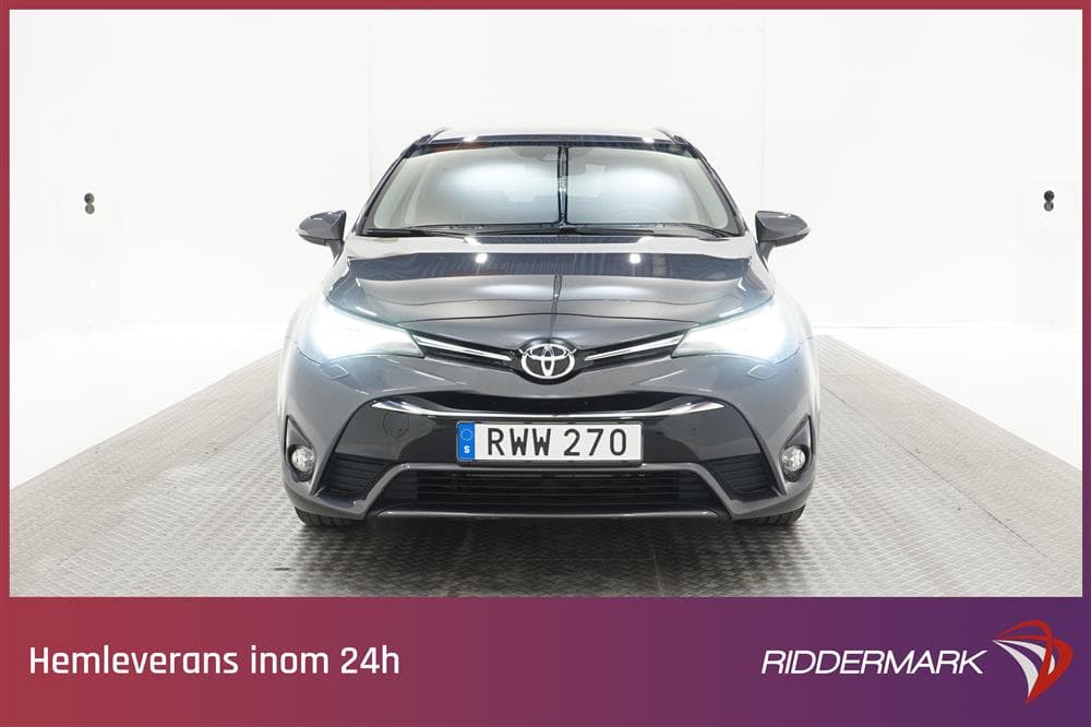 Toyota Avensis 1.8 Touring 147hk