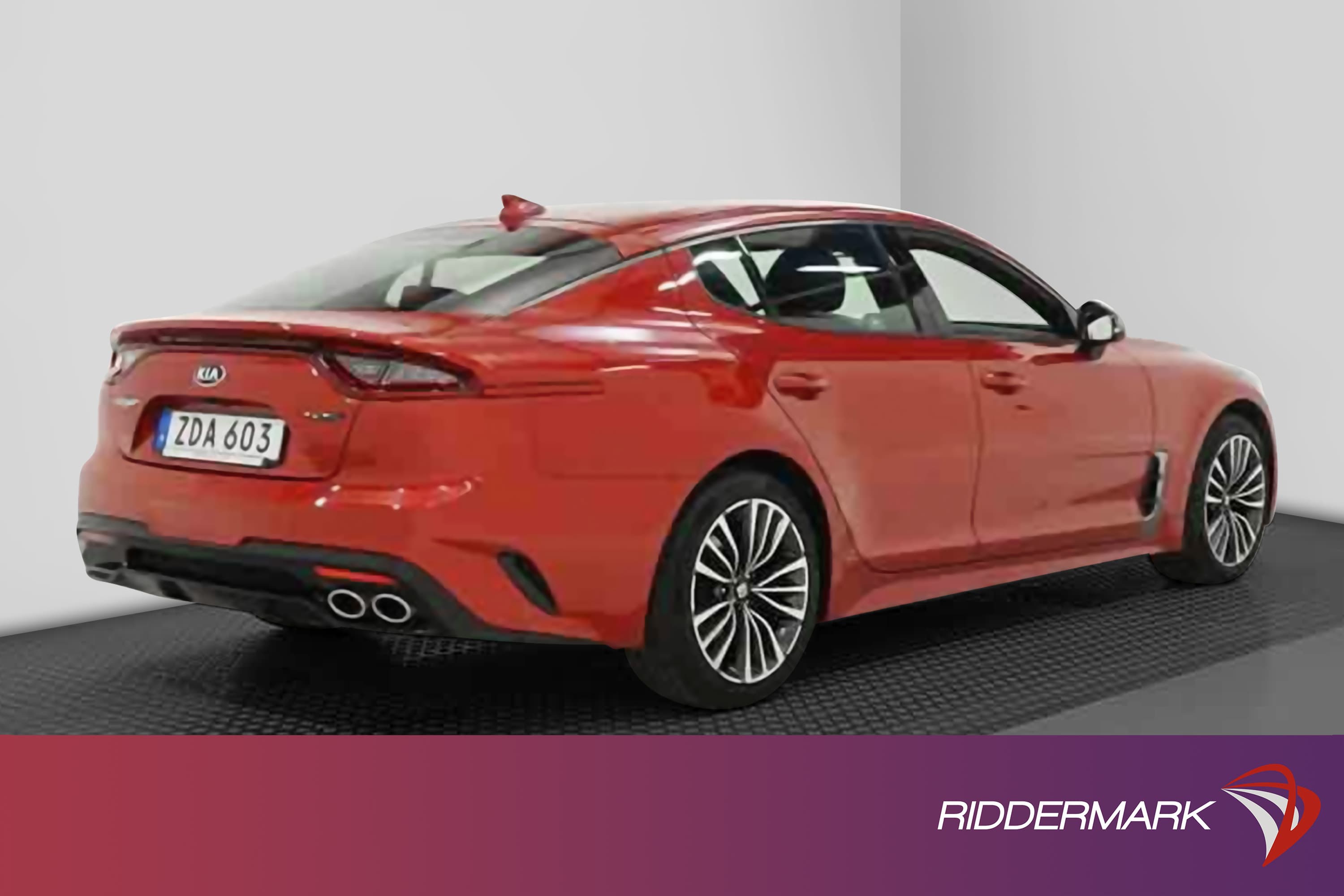 Kia Stinger 2.2 CRDi AWD GT-Line Skinn Navi H/K 360° HUDexteriör